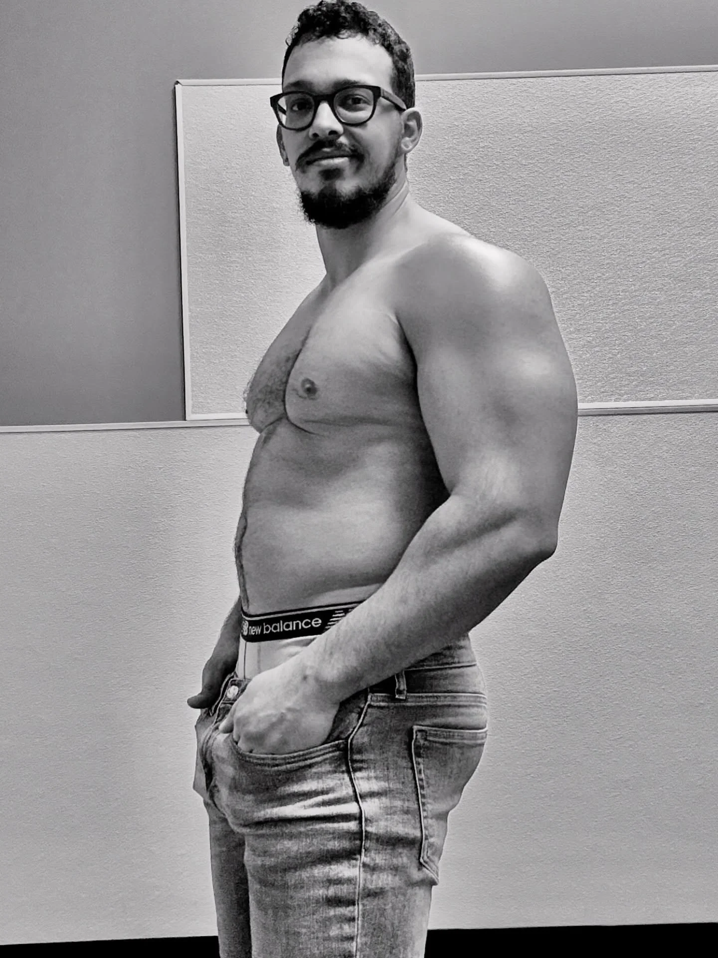 #fitspo #fitnessmodel #fitnessjourney #fit #fitlife #fitness #fitfam #fitnessaddict #gym #gymlife #workout #train #training #muscle #muscles #montreal #autumn #trend #trendy #trendingnow #health #healthy #diet #pictureoftheday #pic #instapic #instamo