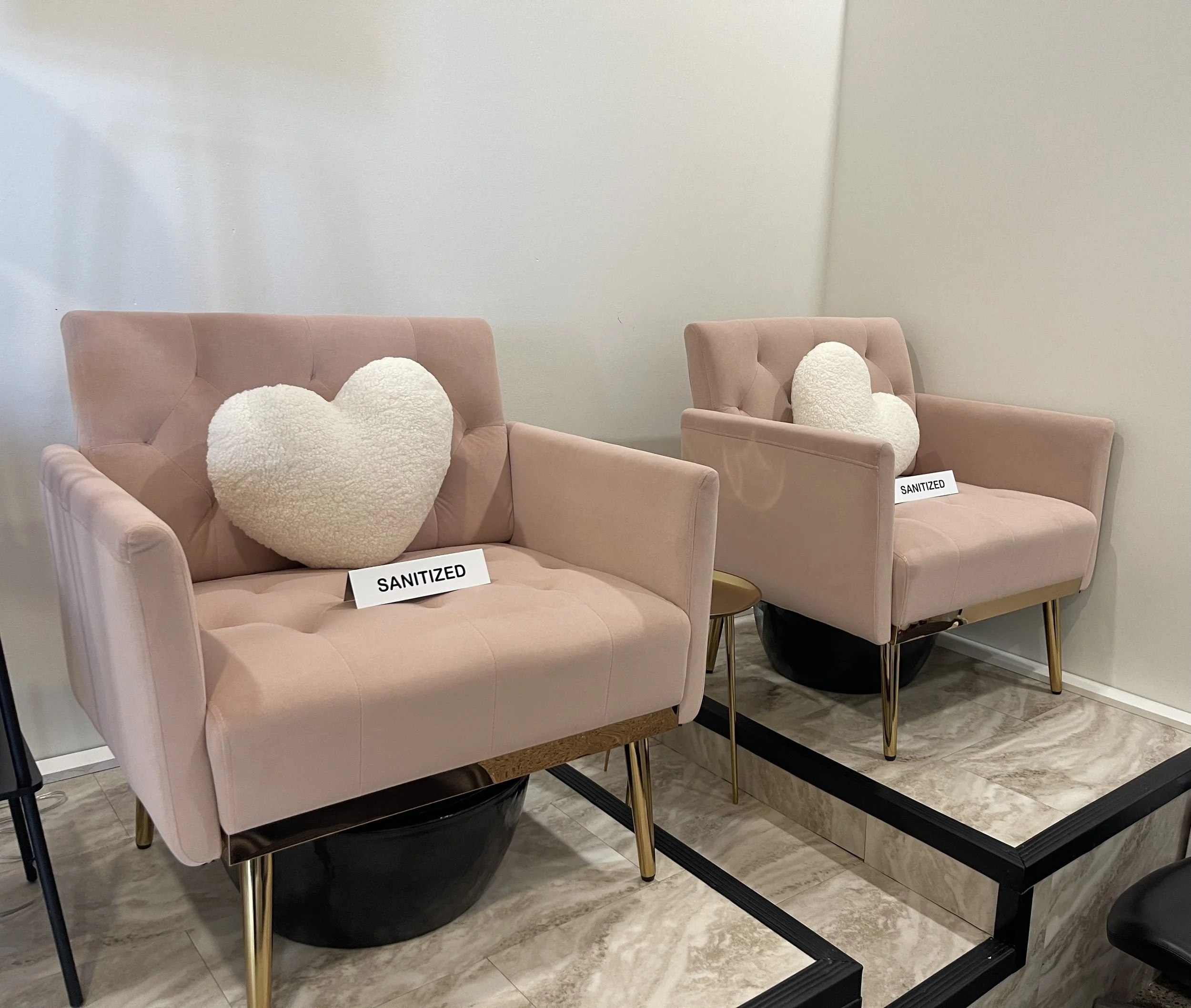 Finding Your Go-To Nail Salon in Albuquerque: What Makes a Salon Worth Coming Back To?