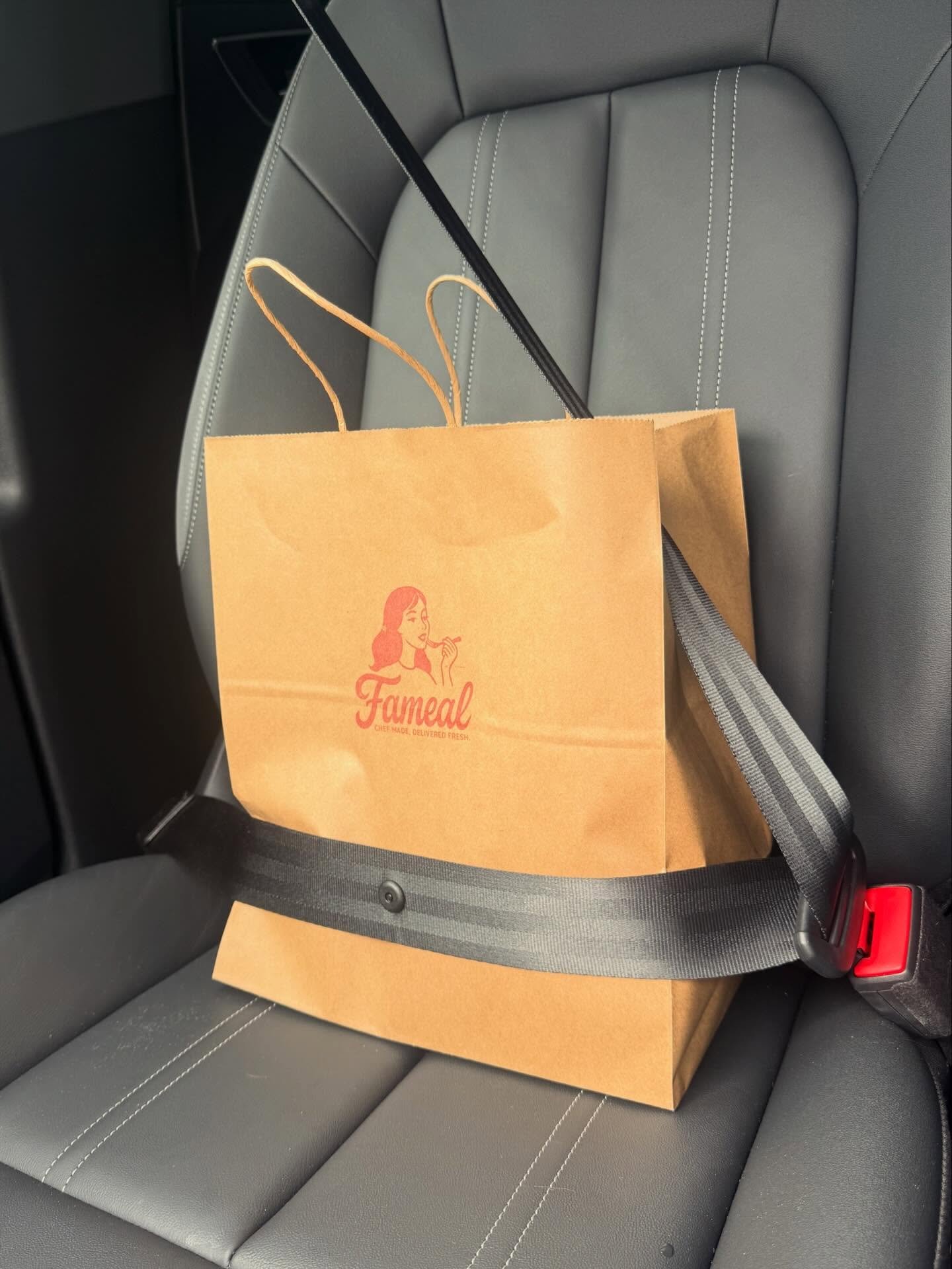 A very special delivery 🤍
This is what Fameal is all about. Showing up with real food for real life. Especially when life looks like a 4 week old baby and not enough hours in the day.

I&rsquo;m now considering adding postpartum meal packs to the me