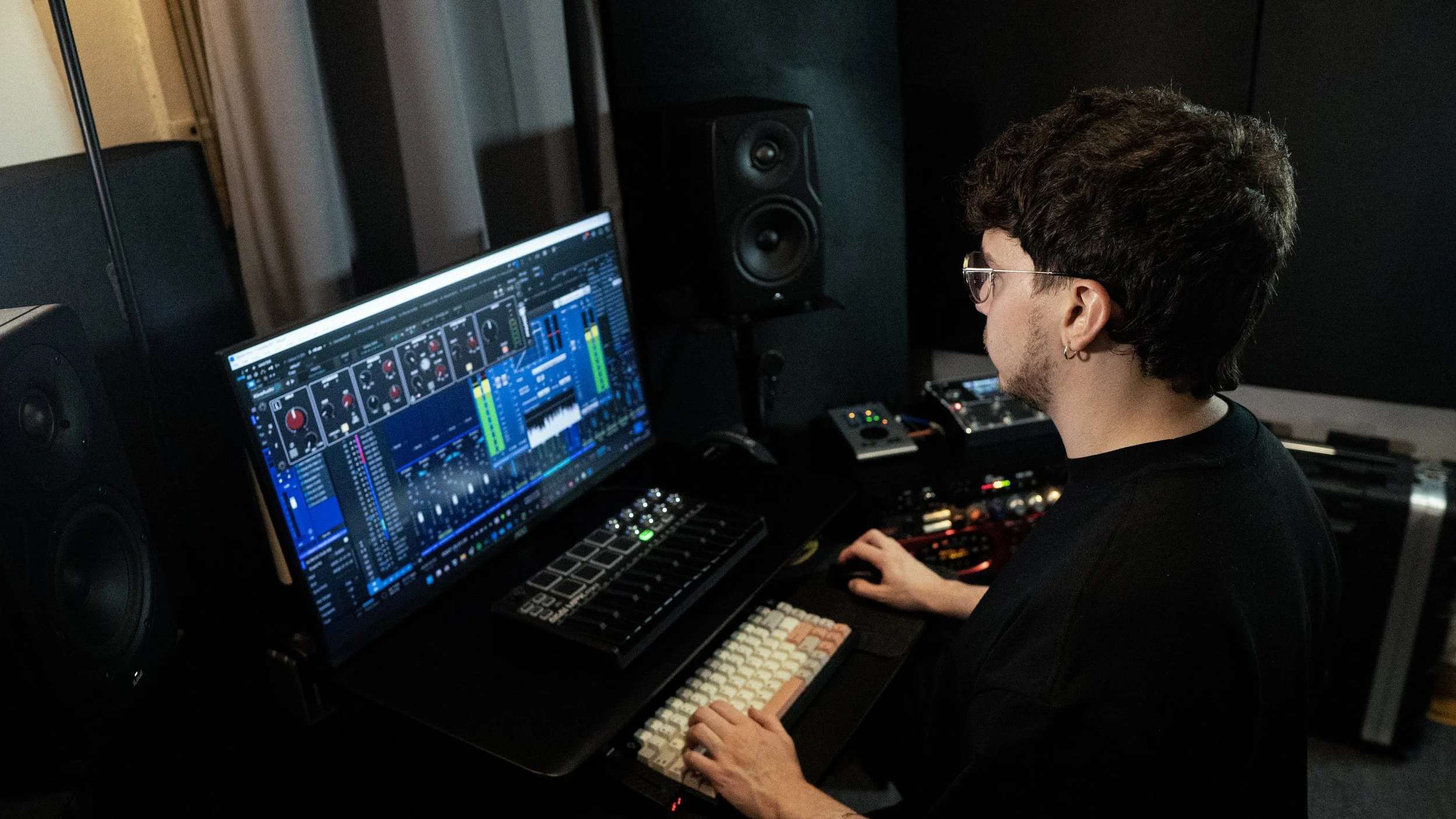 Bleidd Audio en el estudio de mezcla y mástering de metal moderno.
