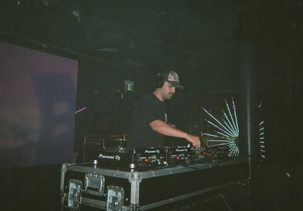 DJ voncina at glitch Victoria