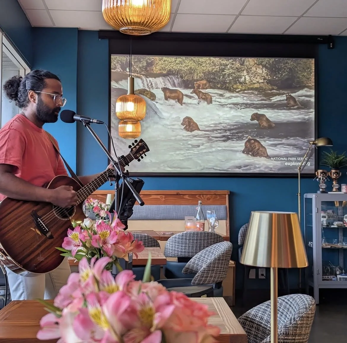 Jake Jacob (Live music) at Pour &amp; Famous (Copy)
