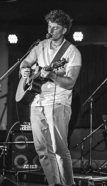 Max Mackrill (Live music) at Pour &amp; Famous 