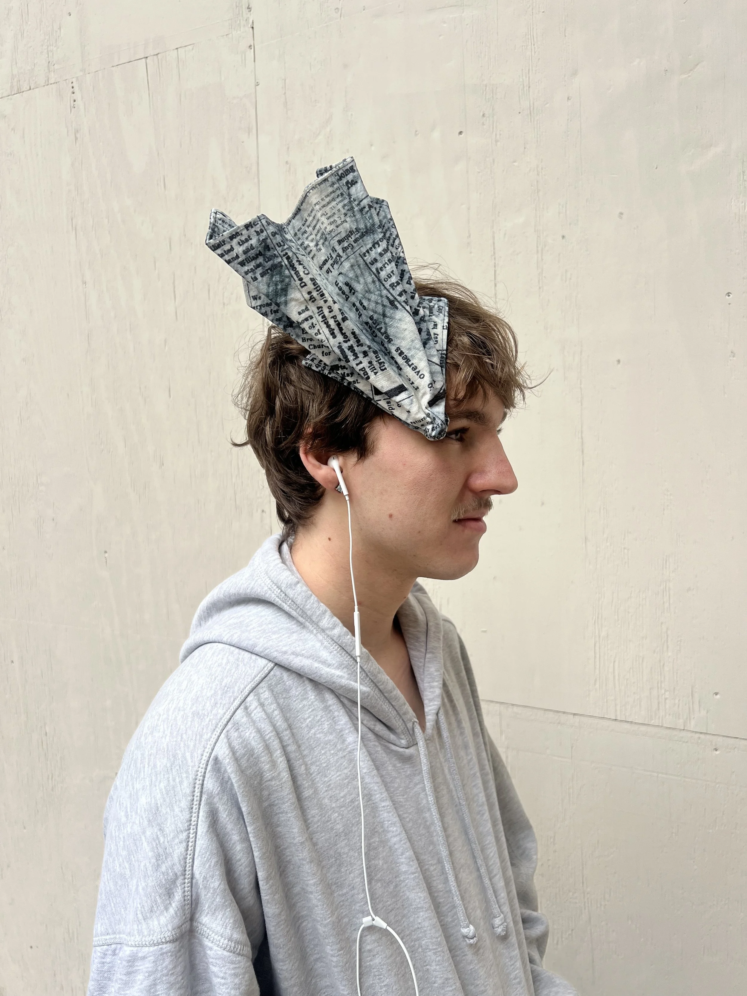 The Paper Plane Fascinator.