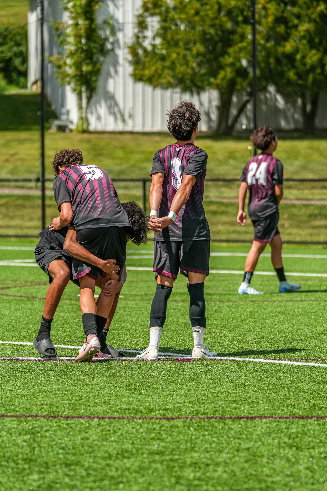 Multi-Person Photography.