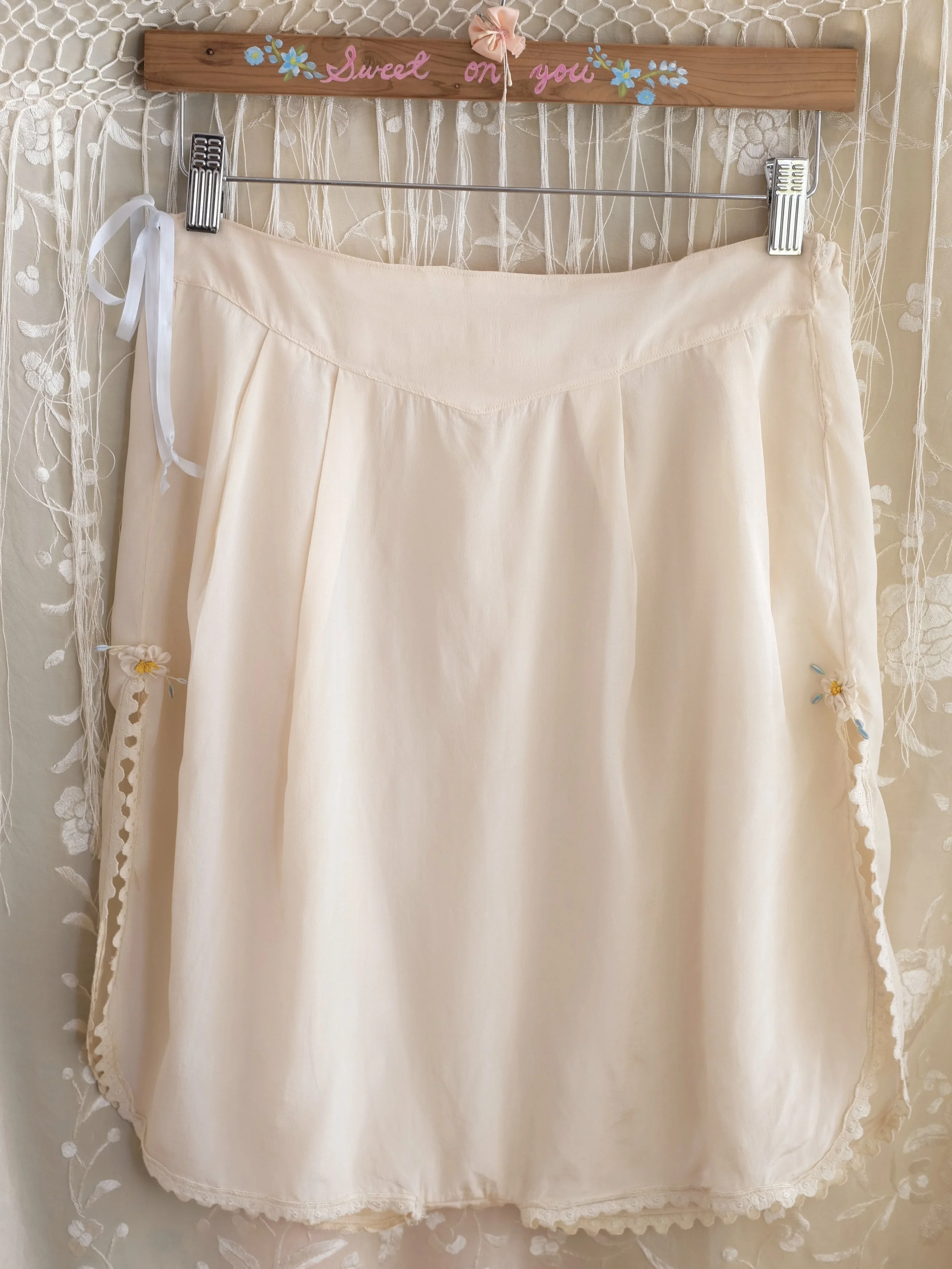 1920s White High Waisted Silk Tap Pants