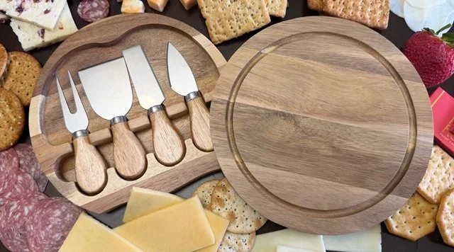 Circle Cheese Board with Utensils