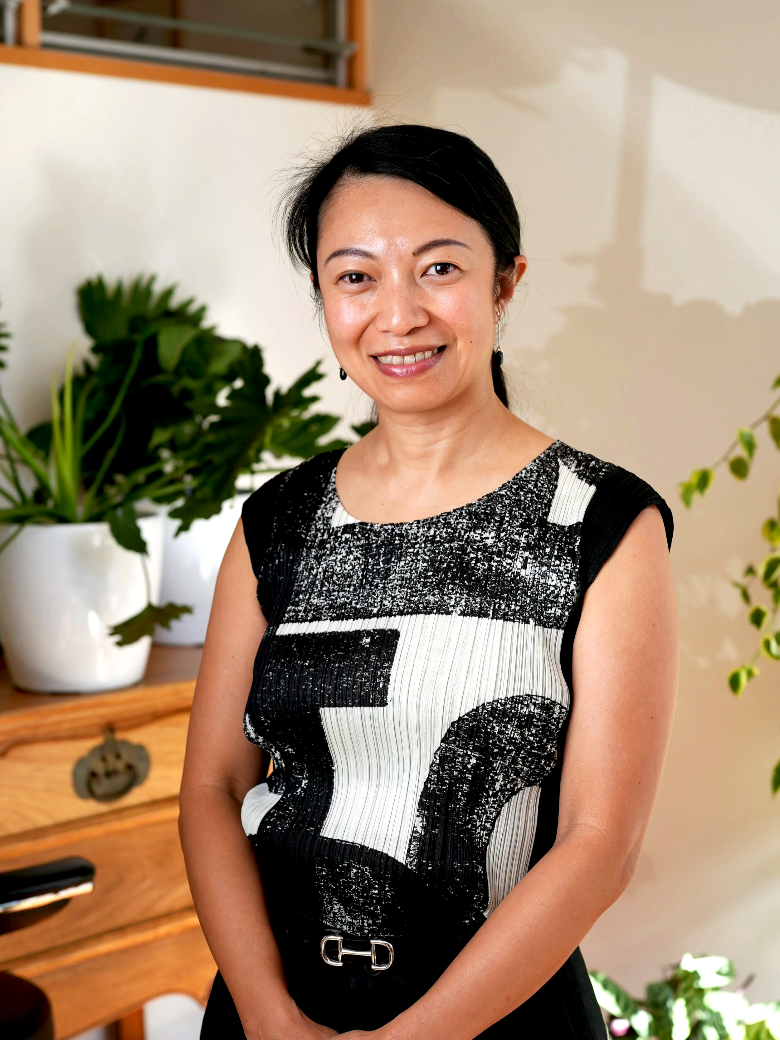 Dr Jacqueline Heng acupuncture and Chinese medicine practitioner at Four Seasons Wellness Centre Abbotsford Melbourne