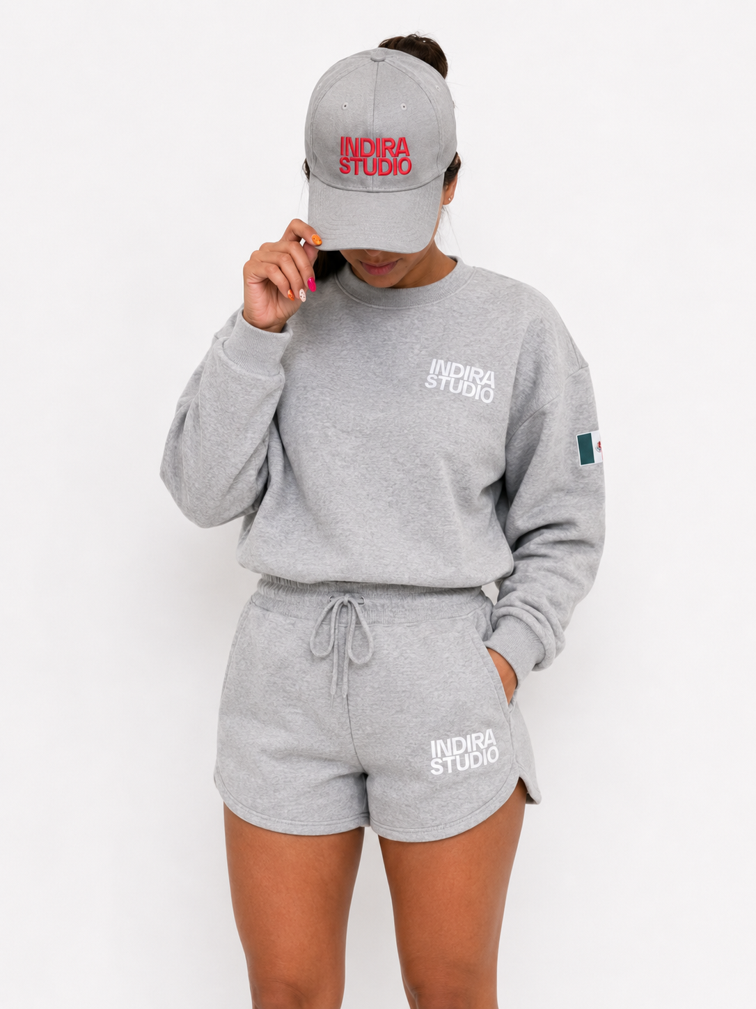 GRIS SET FRONT.png