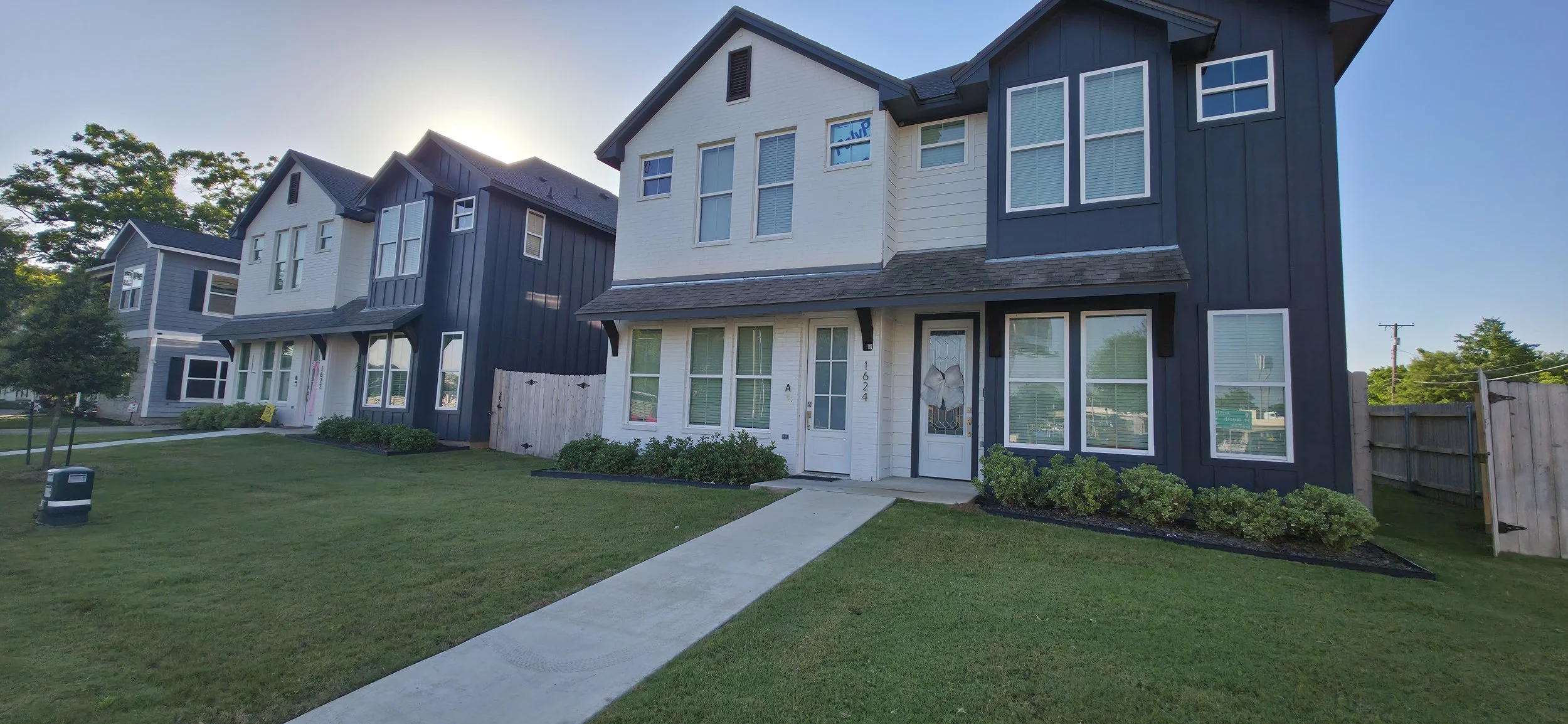 JAMES AVE. STUDENT HOUSING