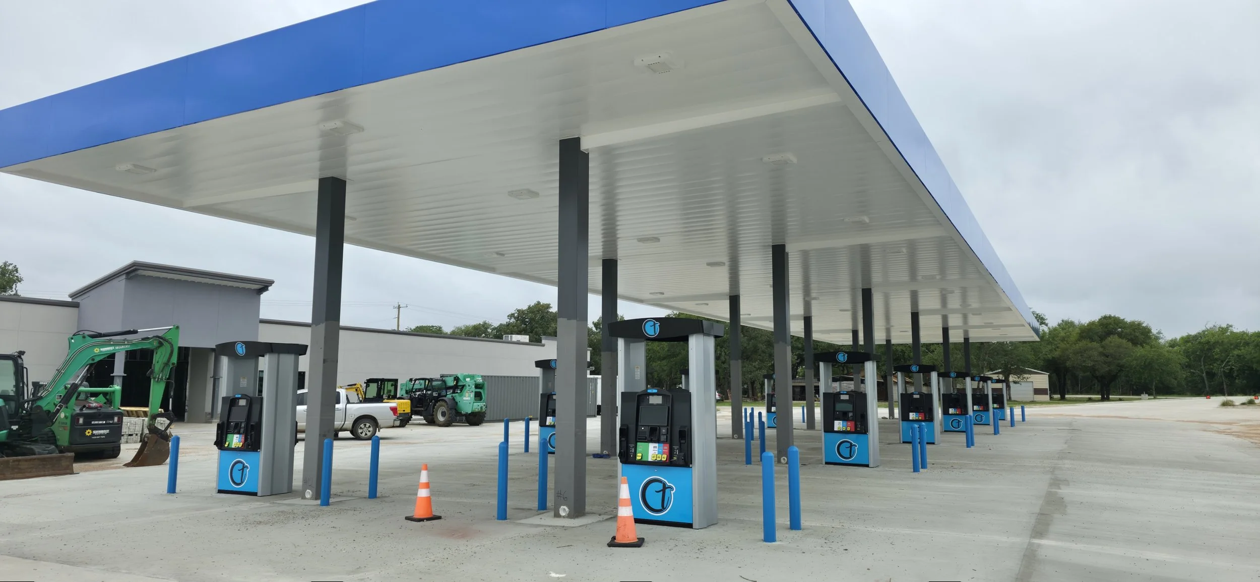 Circle T Gas Station
