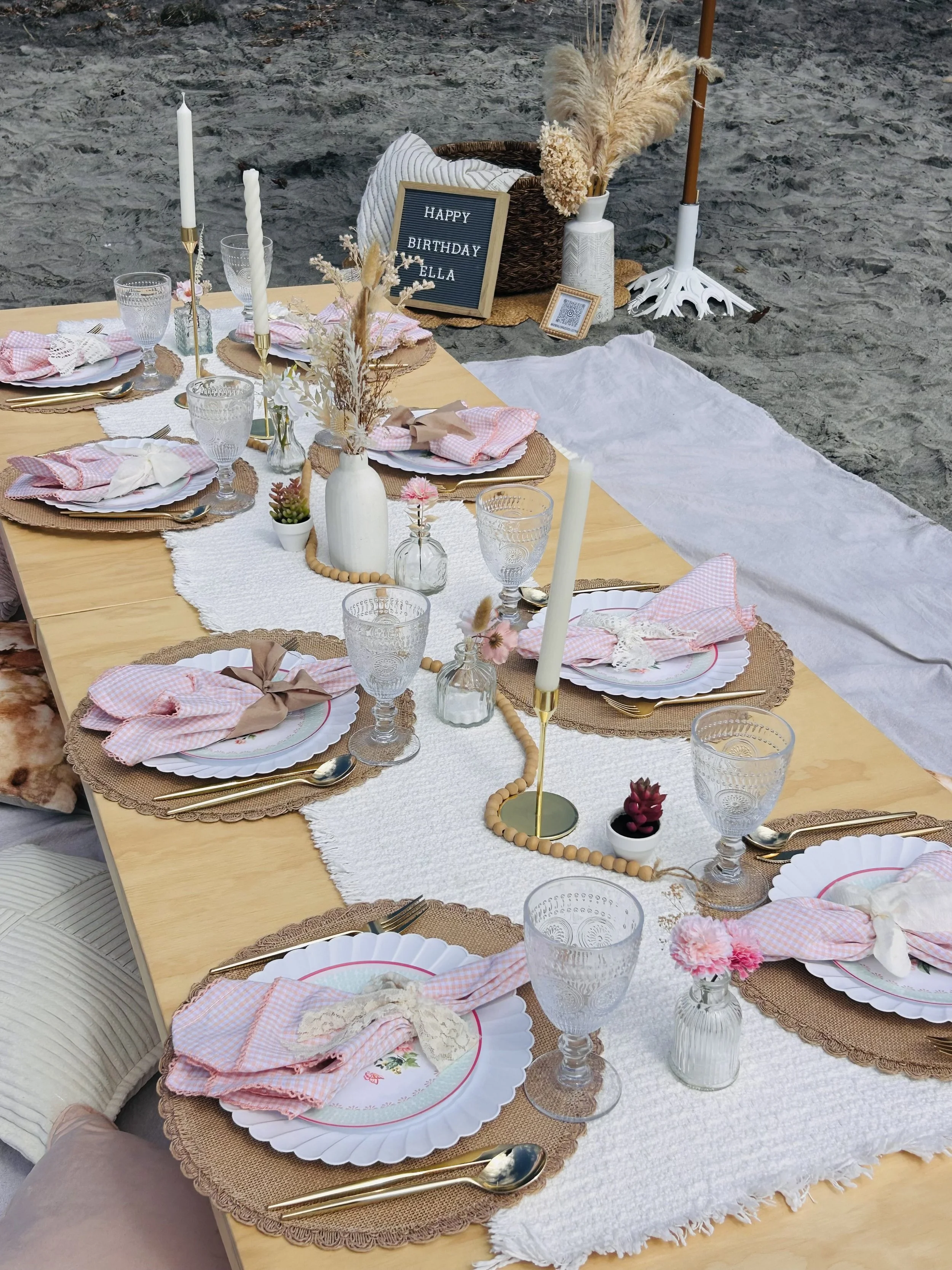 Pink & White beach picnic.jpeg