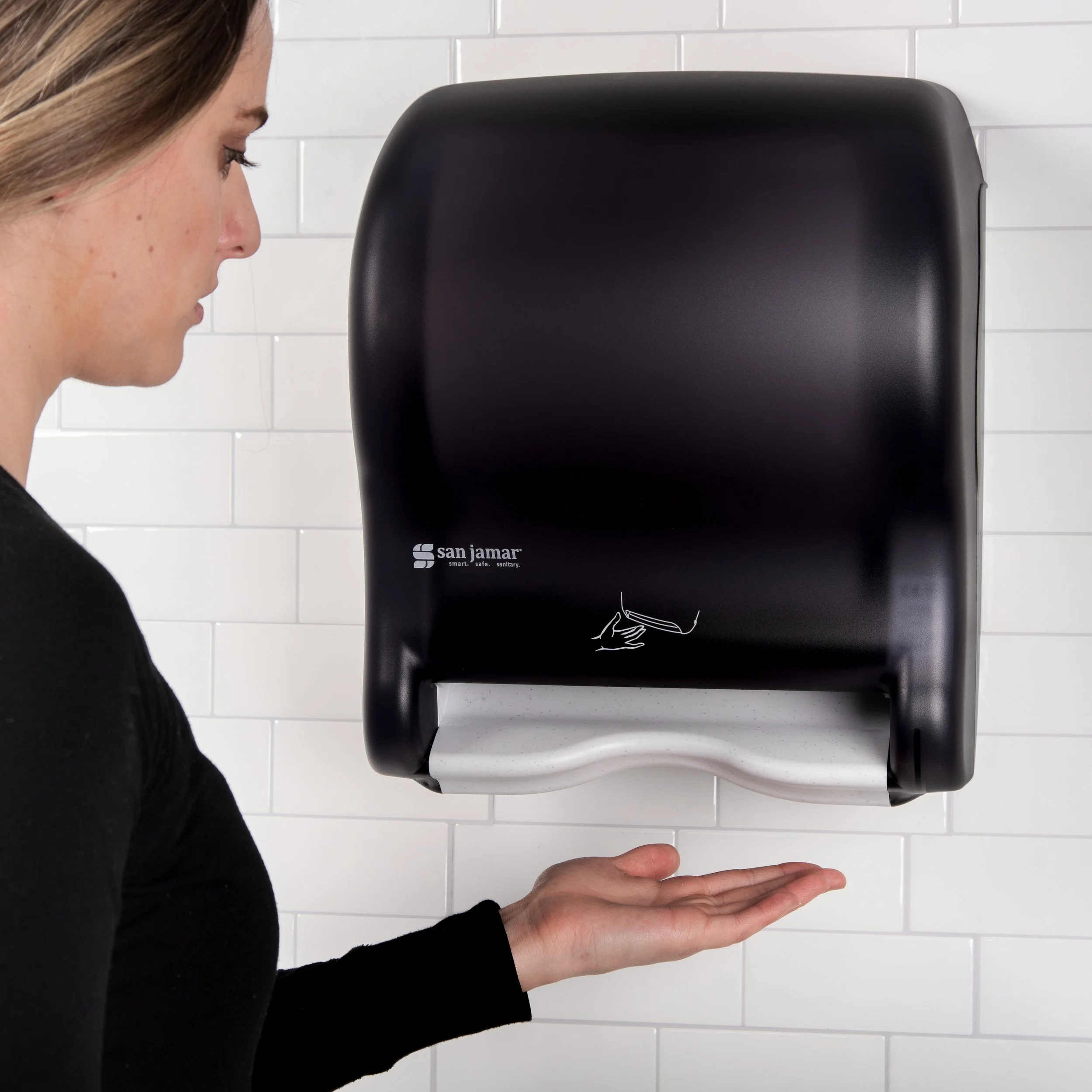 Hands-Free Paper Towel Dispenser