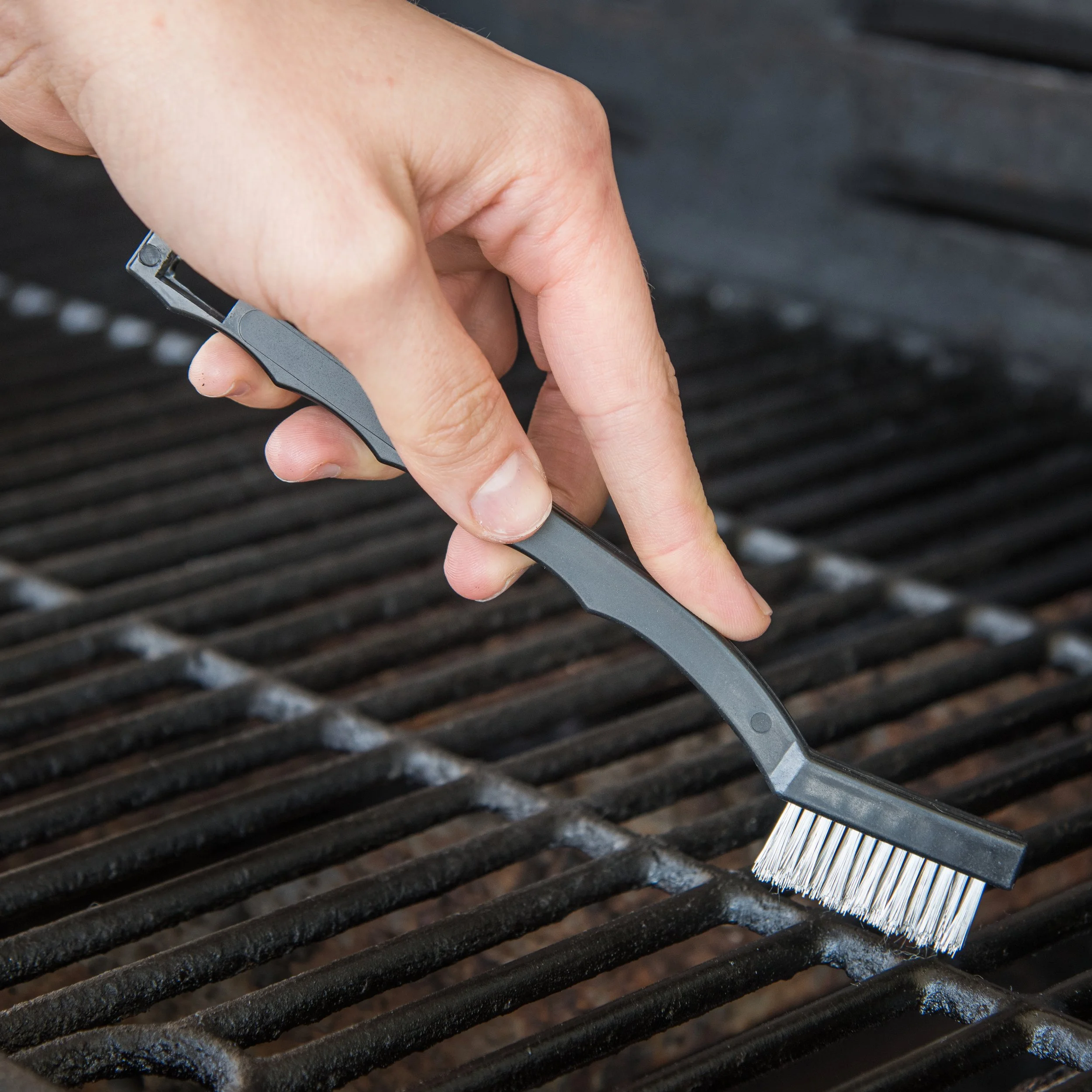 7" Utility Brush w/Stainless Bristles