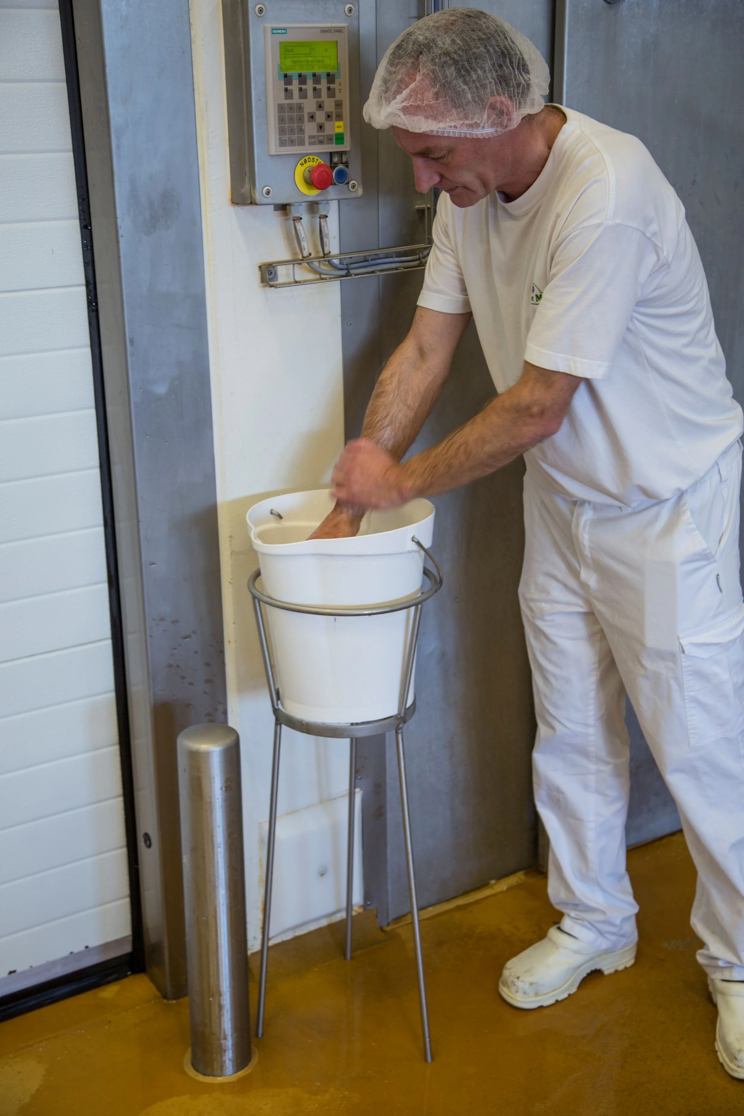 White bucket