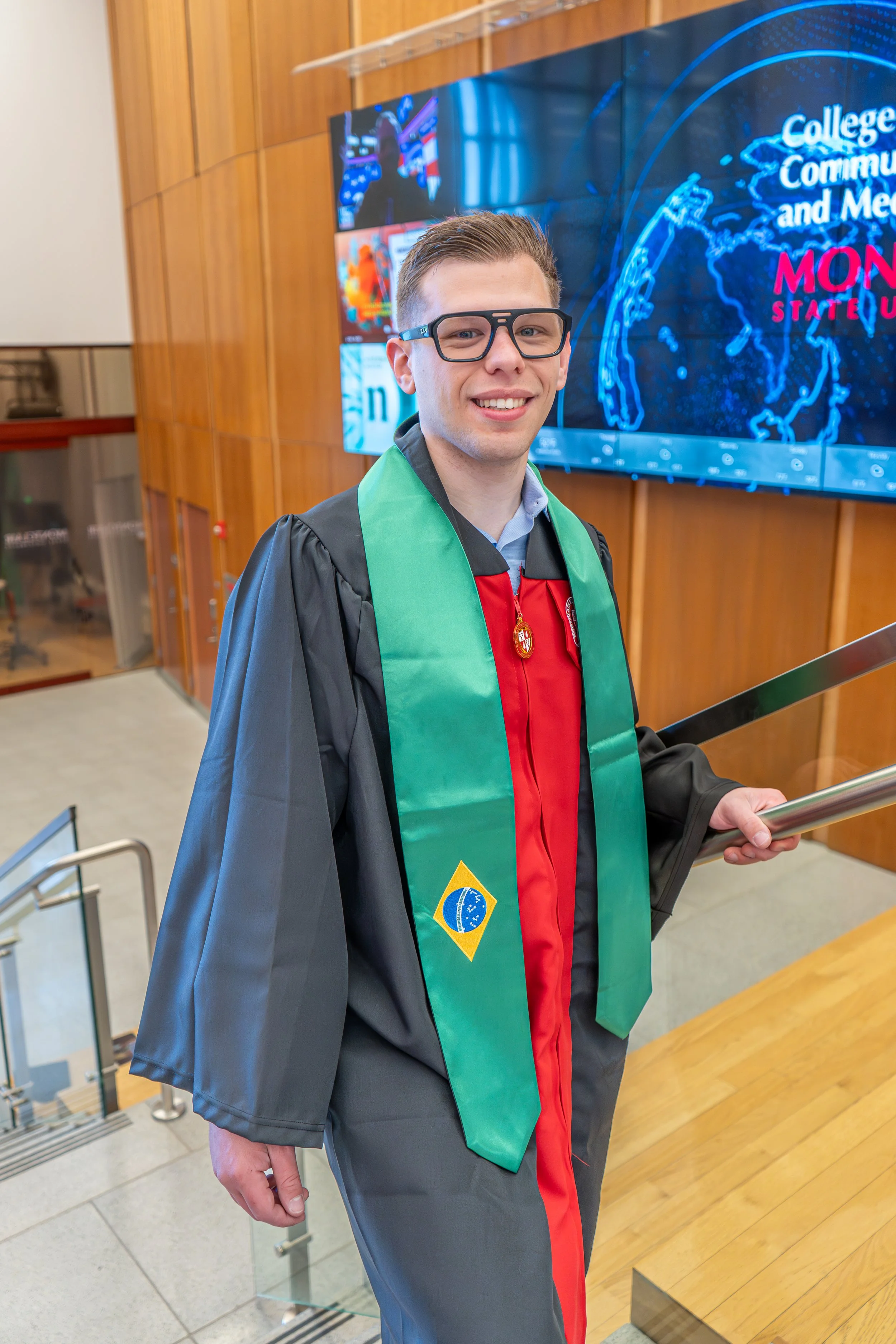 Thomas Grad Pics 11.jpg