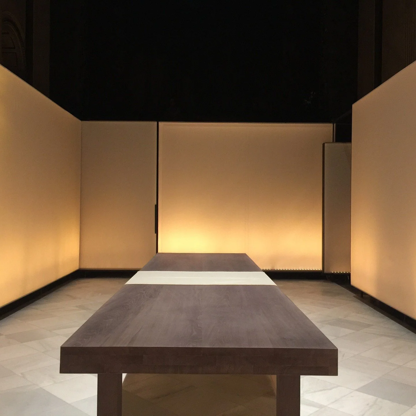 Sacred Revival.

Within the majestic Santa Maria del Mar Basilica, hidden in Barcelona&rsquo;s Gothic Quarter, an abandoned neoclassical chapel finds new life through a breathtaking activation.

We&rsquo;ve reimagined the space with a delicate textil