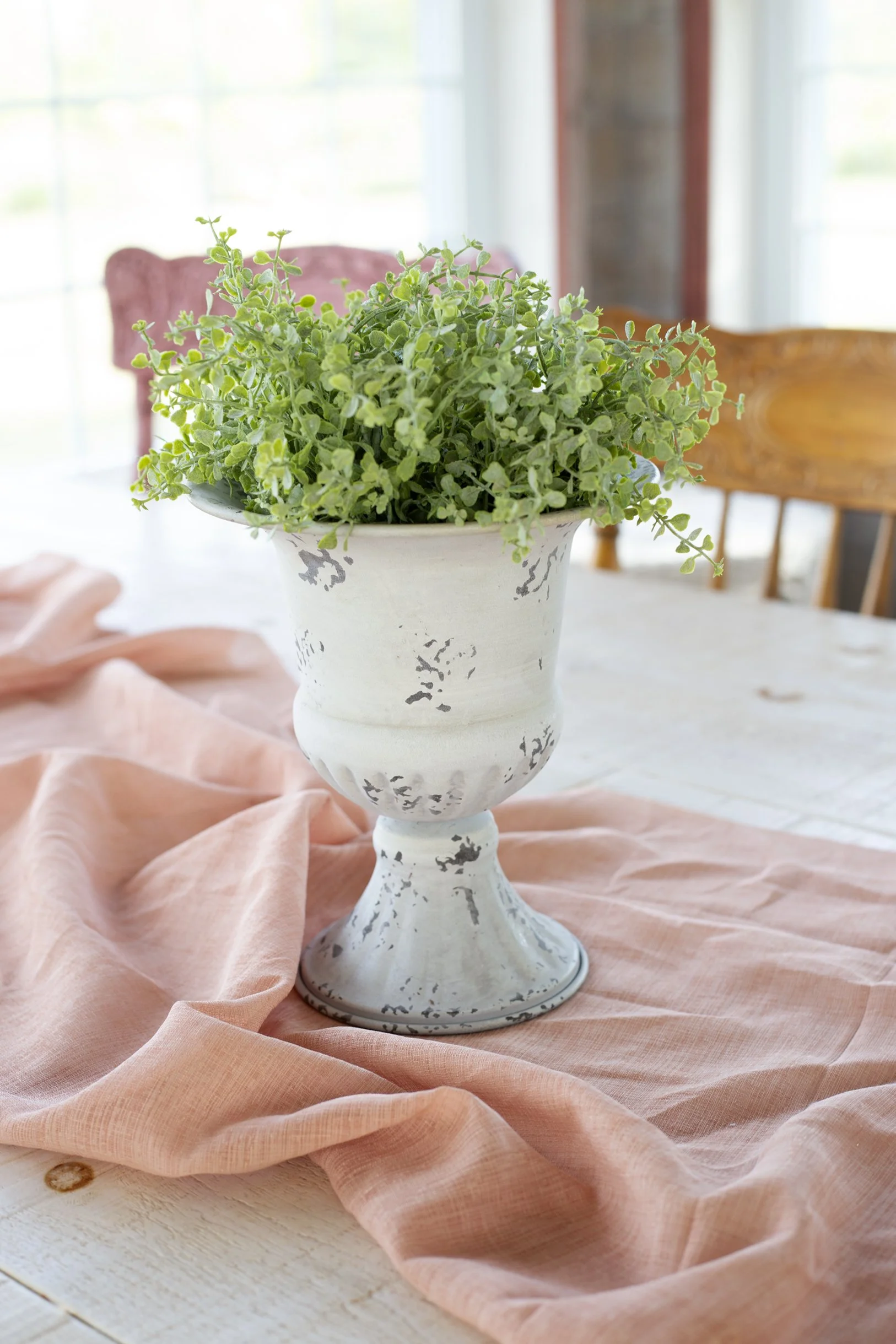 Wht Metal Vases Cressy House-40.jpg