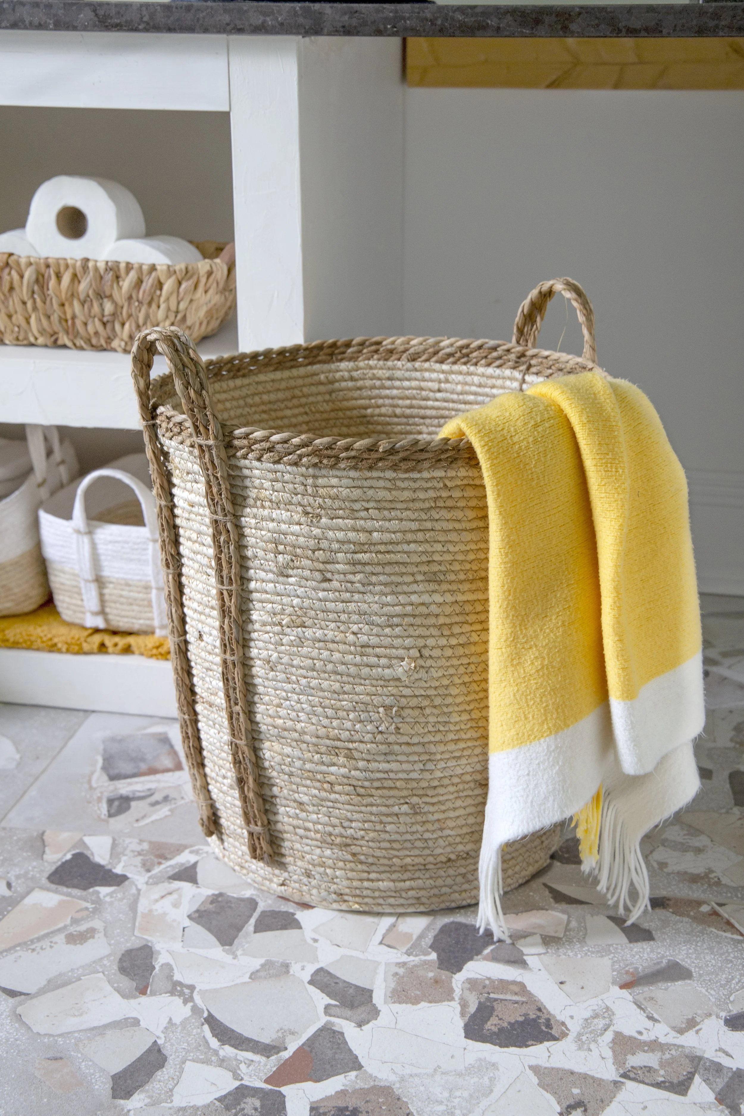 hamper copy.jpg