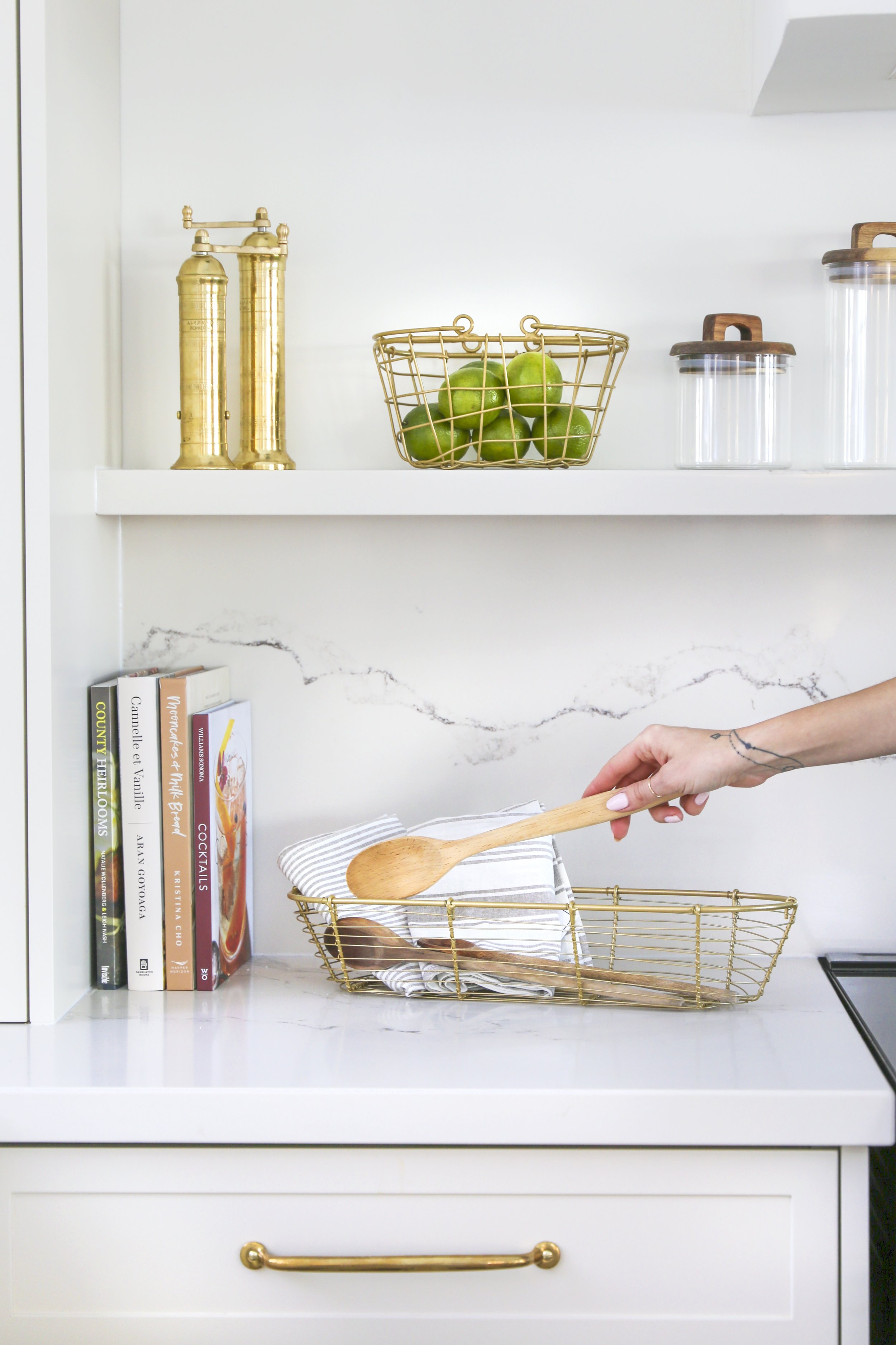 Toronto-food-product-photography-styling-gold wire basket.jpg