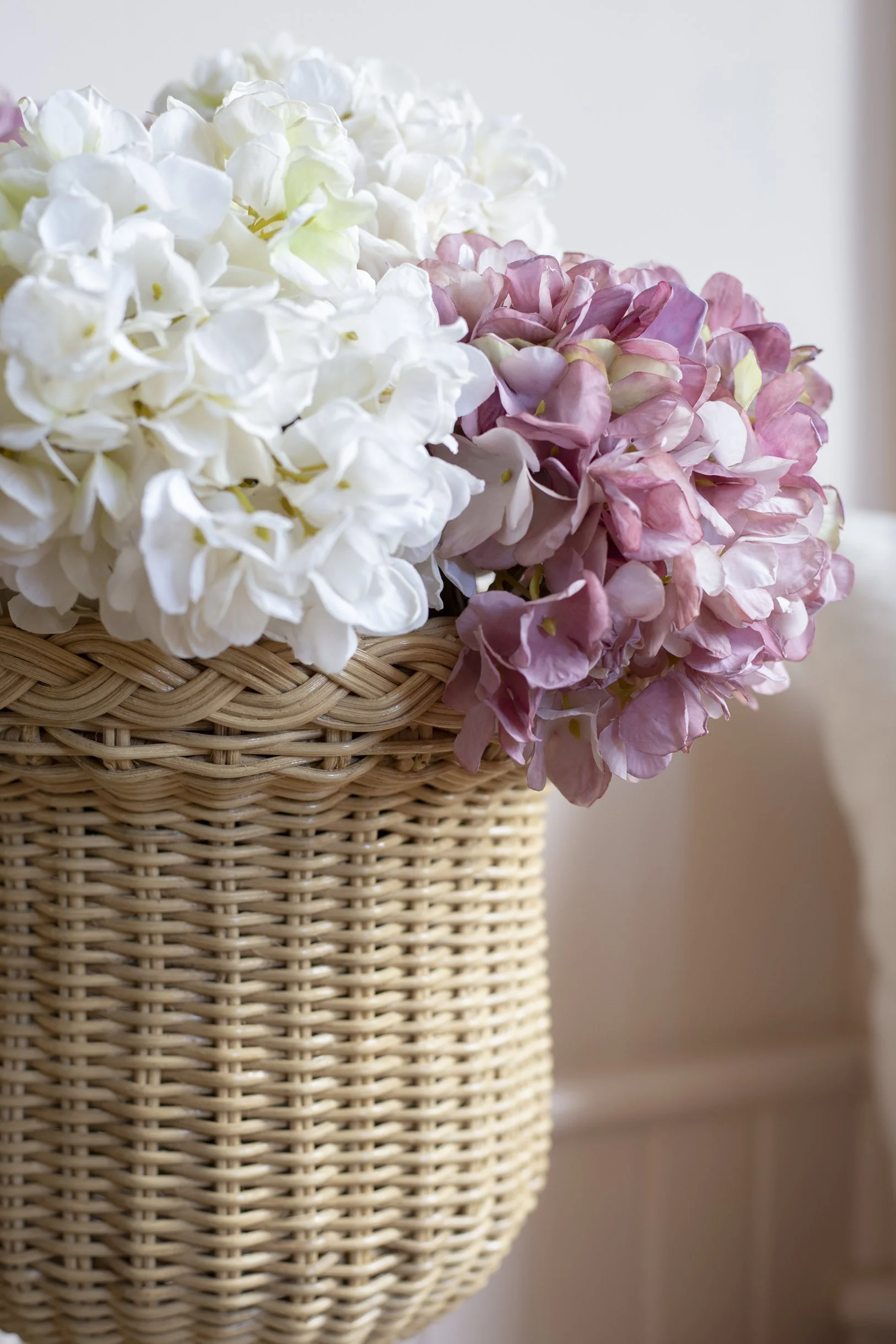 Wicker Urn & Stand Cressy House-30.jpg