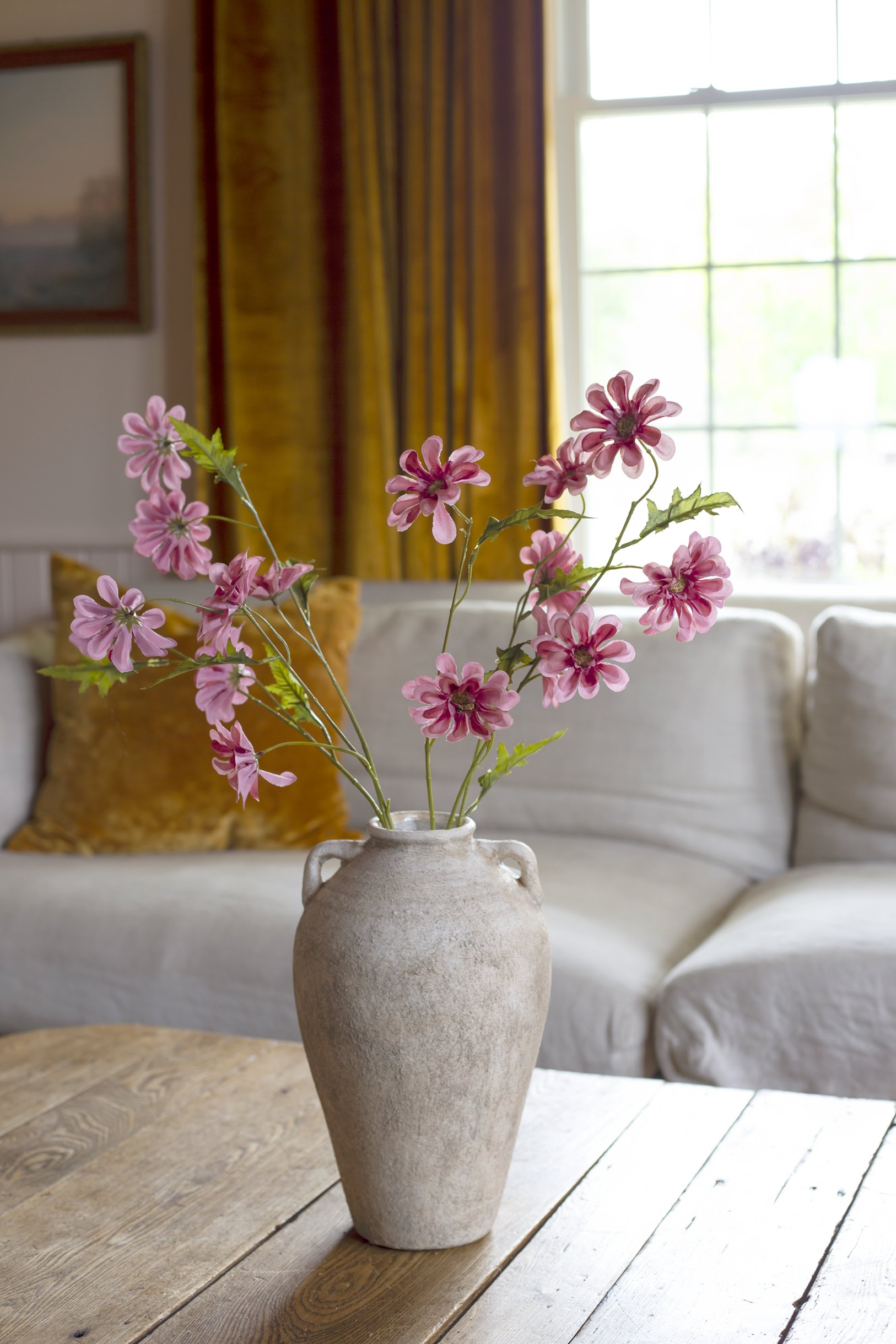 Livingroom Pots Cressy House-13 copy.jpg