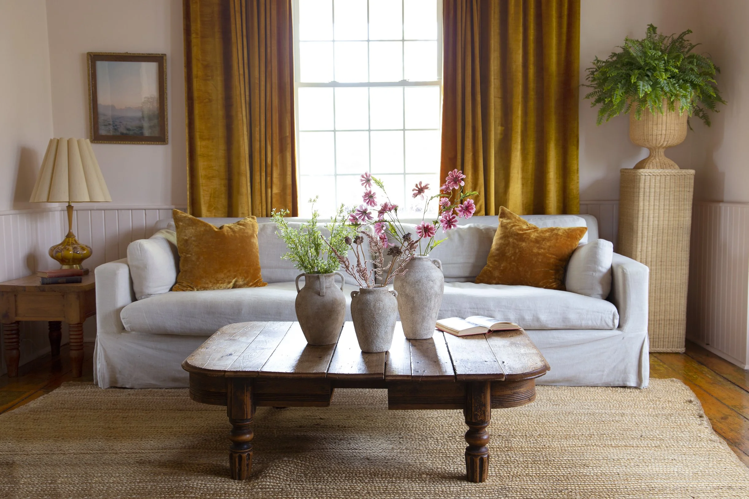 Livingroom Pots Cressy House-9 copy.jpg