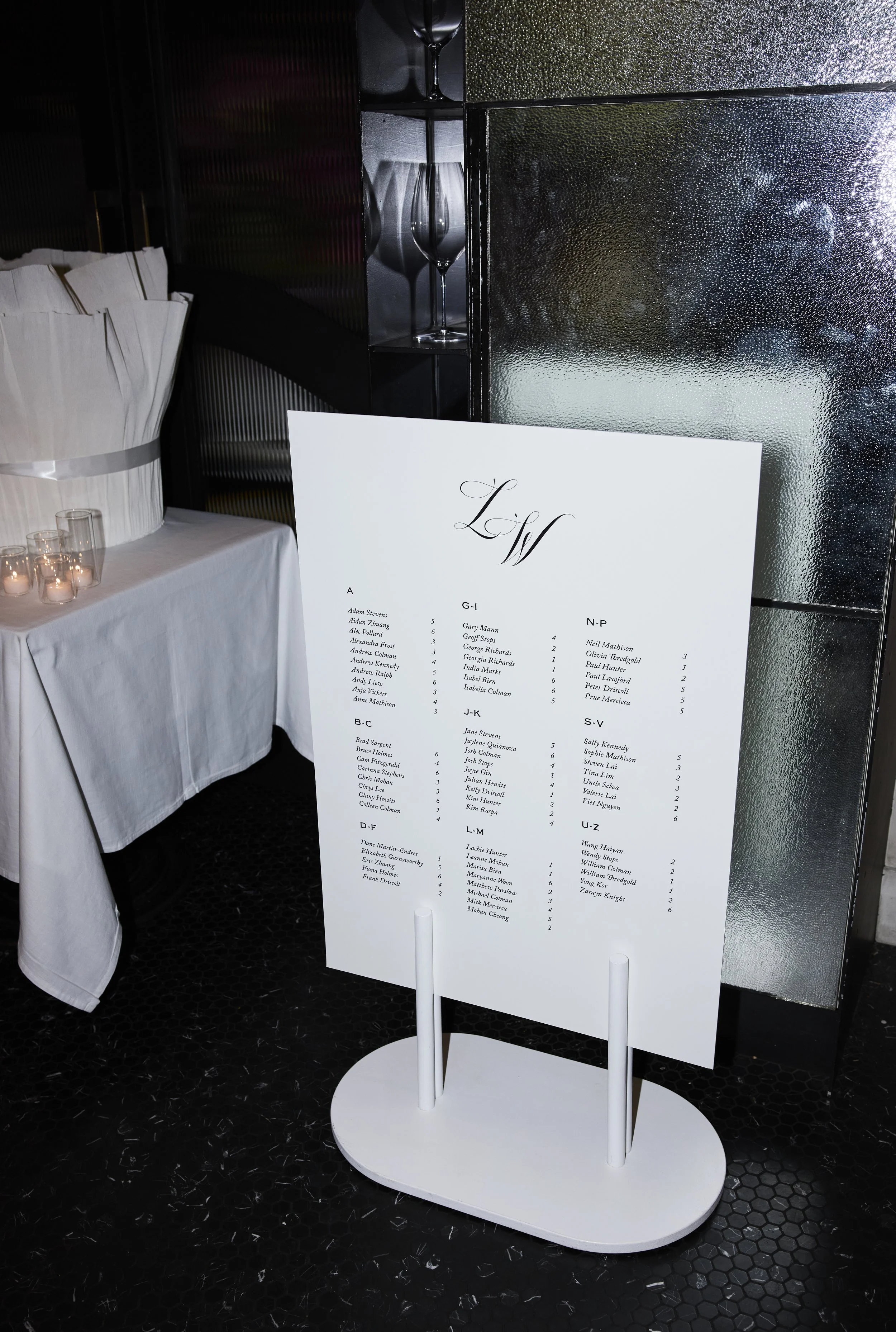 20251115_Leanne+William_7003.jpg