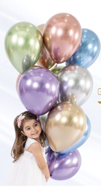 Sempertex Reflex bouquet with girl.png