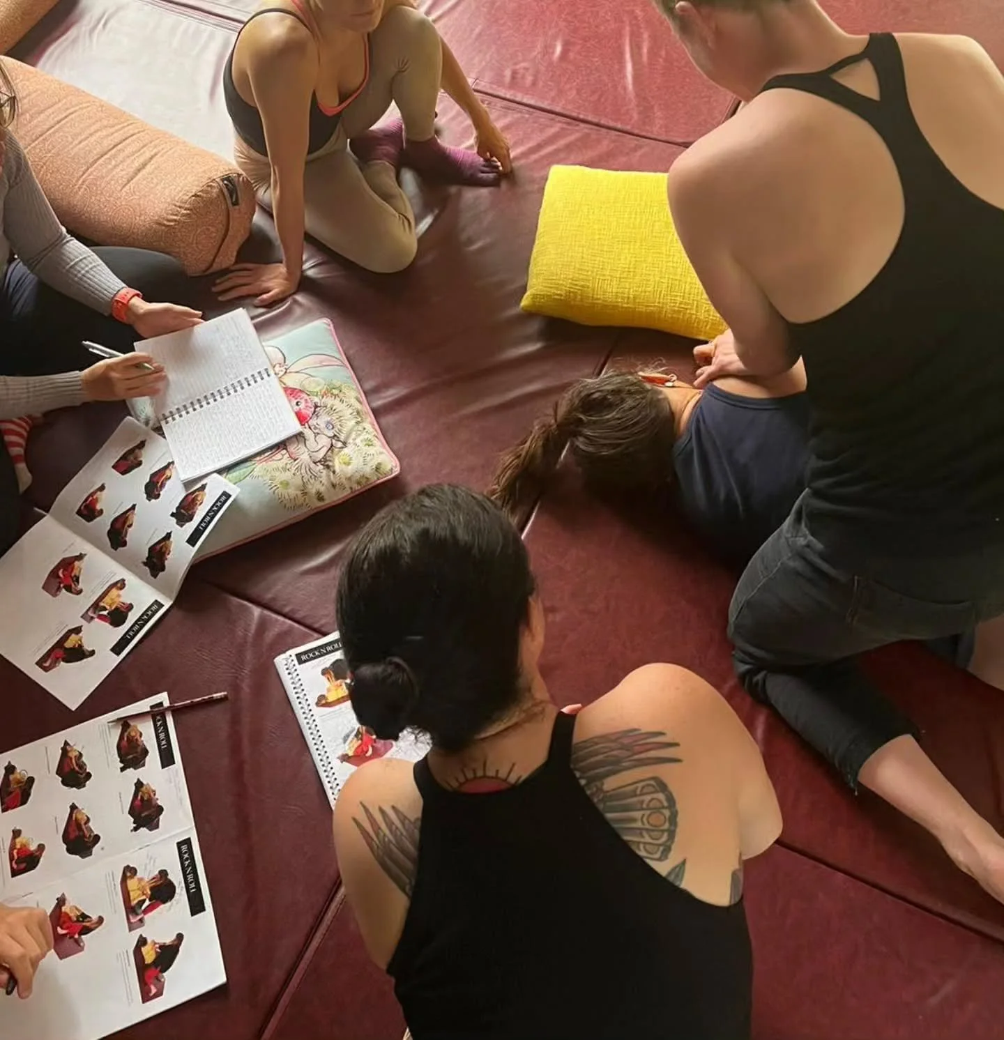 A snapshot of co-creation - sitting back and watching the magic that happens when experience, curiosity and enthusiasm come together. A sharing of information from more experienced therapists to those still learning, and a lesson through the hands of