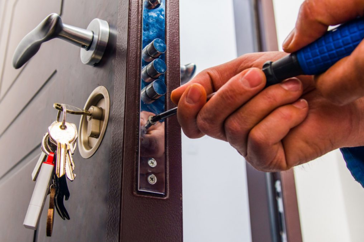 How Much Does a Locksmith Cost in Toronto? Complete 2026 Pricing Guide