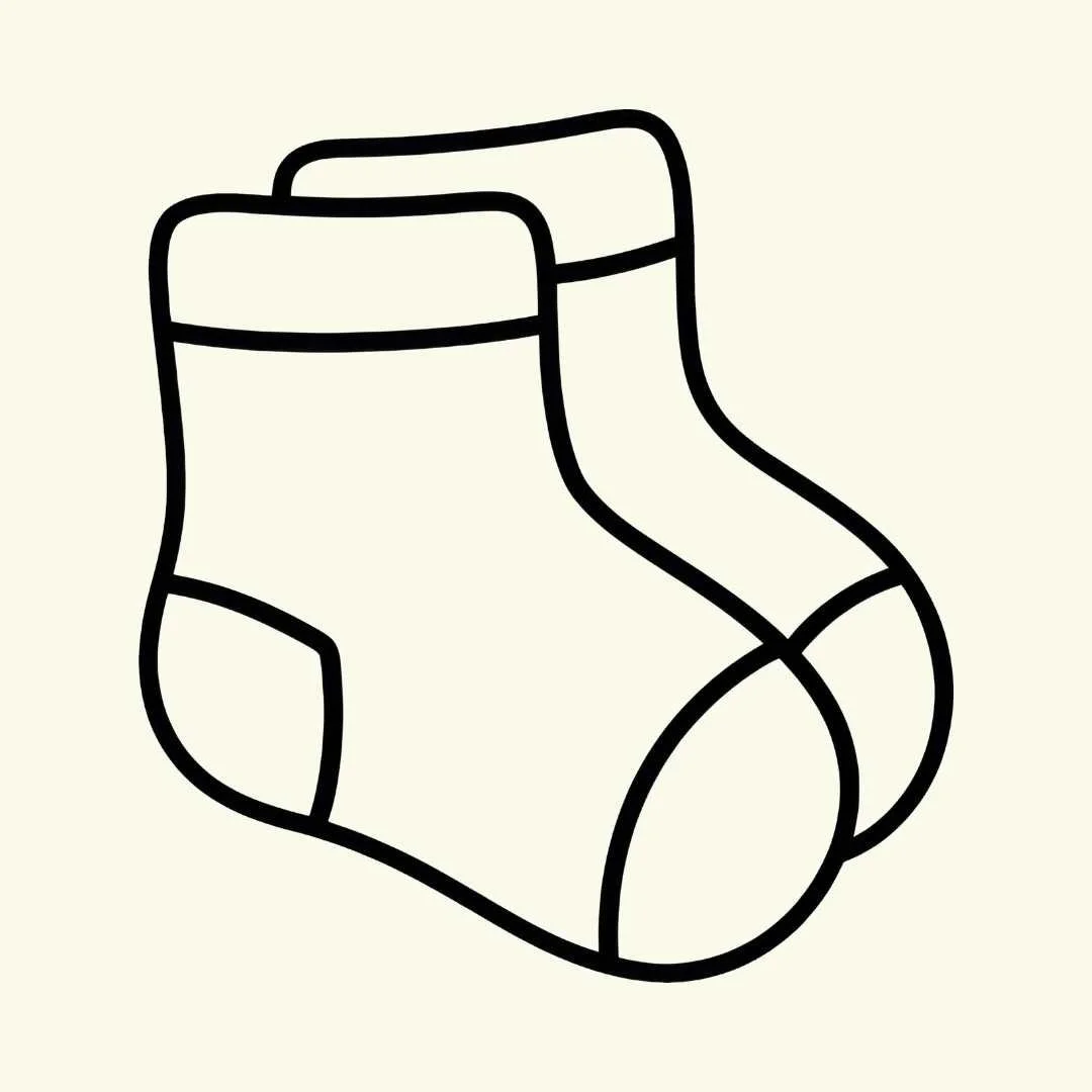Outline drawing of an ankle sock with a folded top edge.