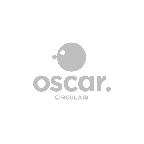 Logo Oscar Circulair. Een simpel rond hoofdje met de tekst 'Oscar Circulair'.