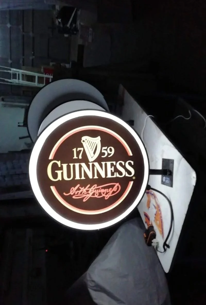 Banderola Luminosa forma redonda - Guinness