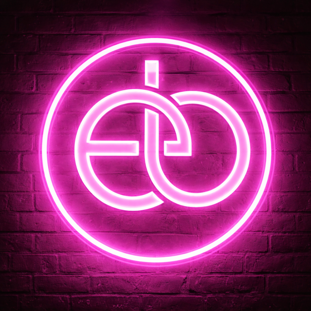 Logo en neón rosa brillante con un diseño circular y letras entrelazadas, sobre una pared de ladrillos.