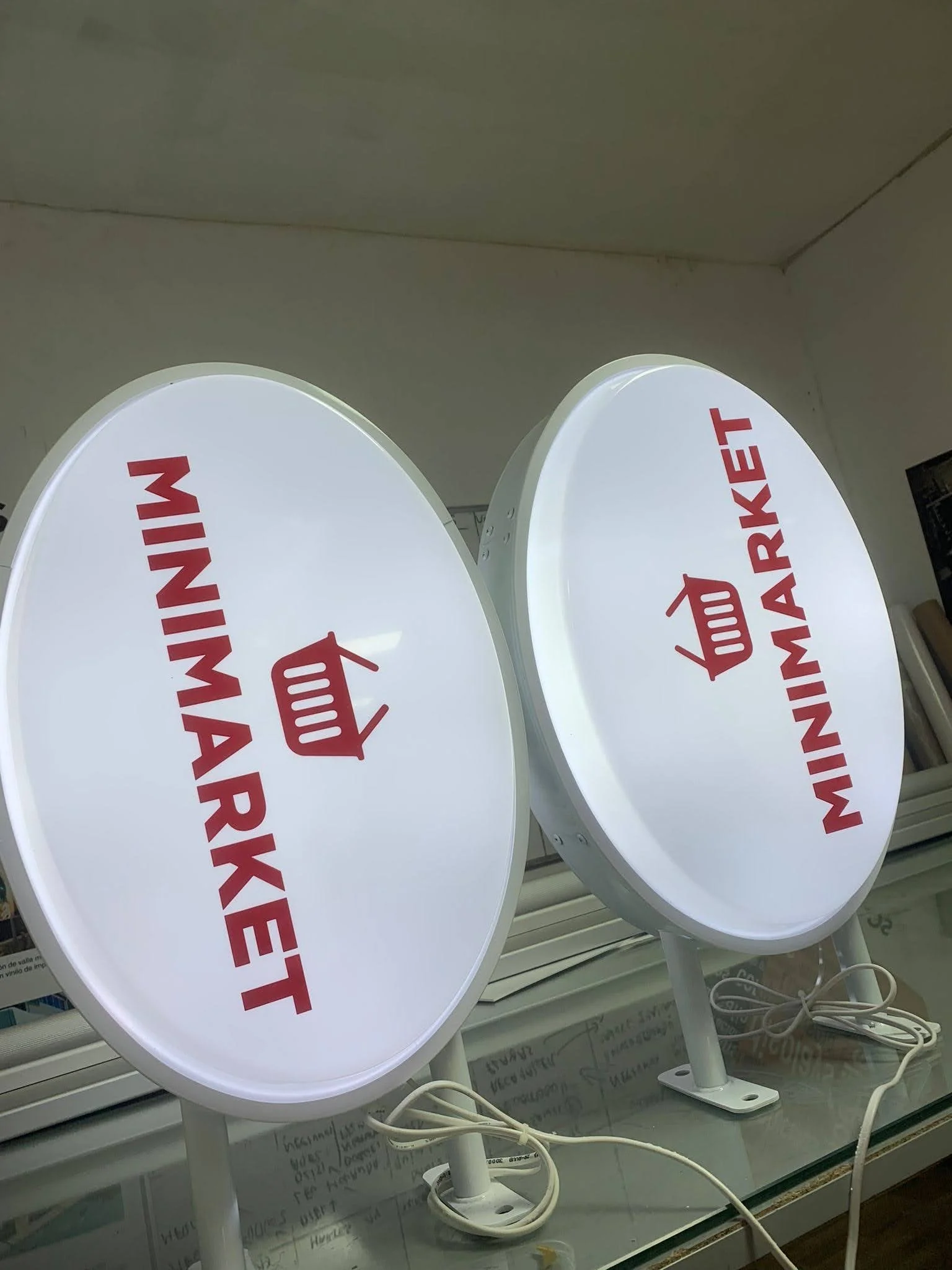 Banderola Luminosa forma ovalada - SUPERMARKET