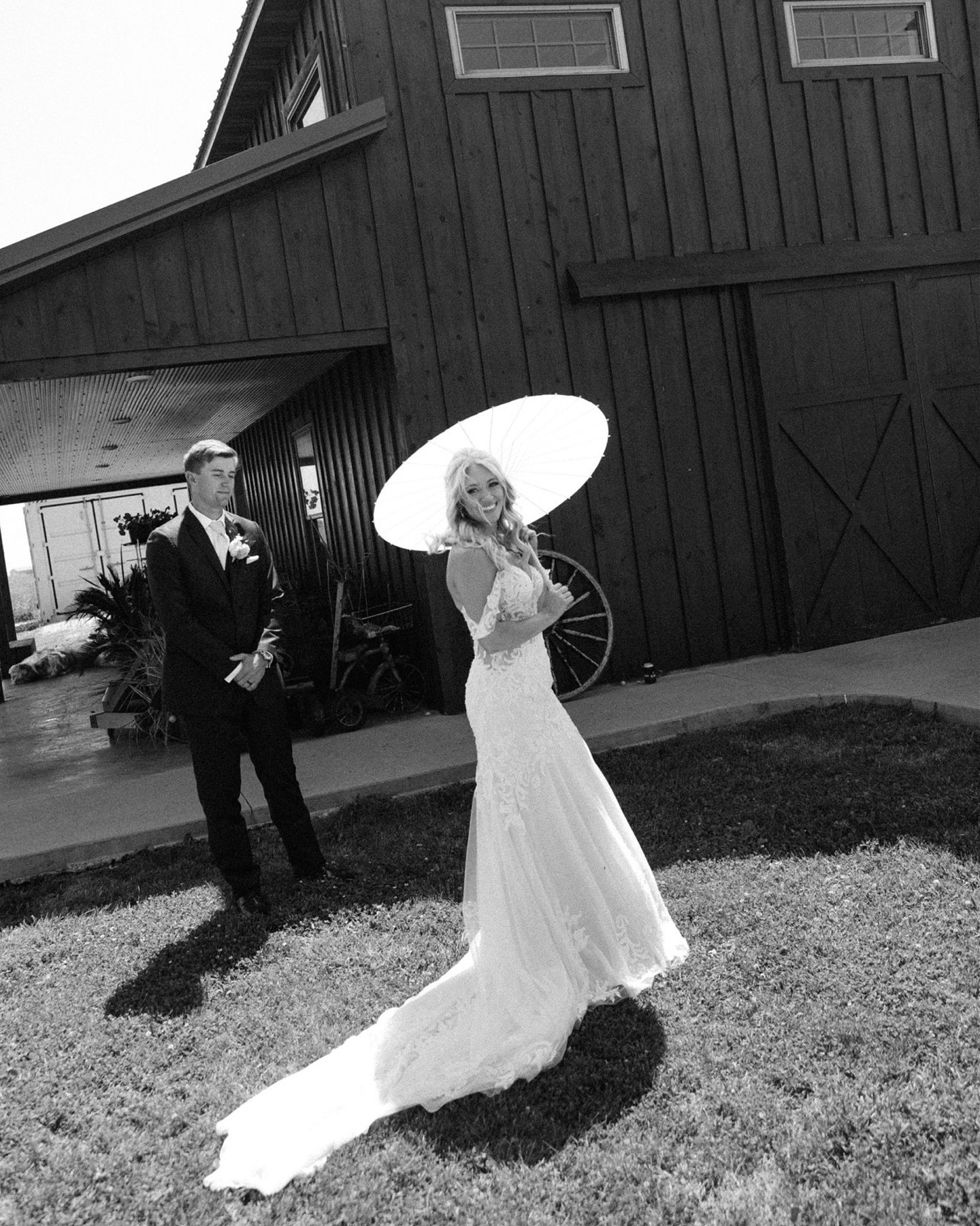 Madison &amp; Calvin. pt. I

@whippoorwillacres
@jadenade.films
@blownawaysalon_greentop
@shoprevelry
@generationtux
@greenburgjeweler
@lancasterflowers
@weddingdjnicholas
@madisonheidenwith 
@heidenwith3

#iowaweddingphotographer
#desmoinesweddingph