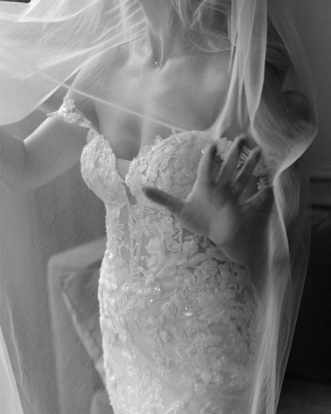 A little quiet before everything begins 🤍

Getting ready moments always feel like this&hellip; soft light, favorite details laid out, a few deep breaths, and that mix of excitement you can&rsquo;t really put into words. 

The dress, the shoes, the p