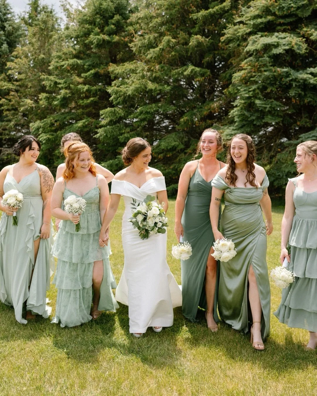 One of my favorite parts of the wedding day? The time before the ceremony.

Wedding party photos are about so much more than a pose. They&rsquo;re a snapshot of the friendships, family, and support that surround a couple as they step into their next 