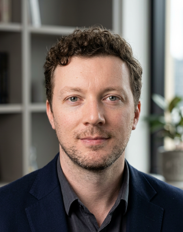 Dr Tiago Tomazzoni, Portuguese-speaking psychiatrist and psychotherapist in Fitzroy (Metropolitan Melbourne).