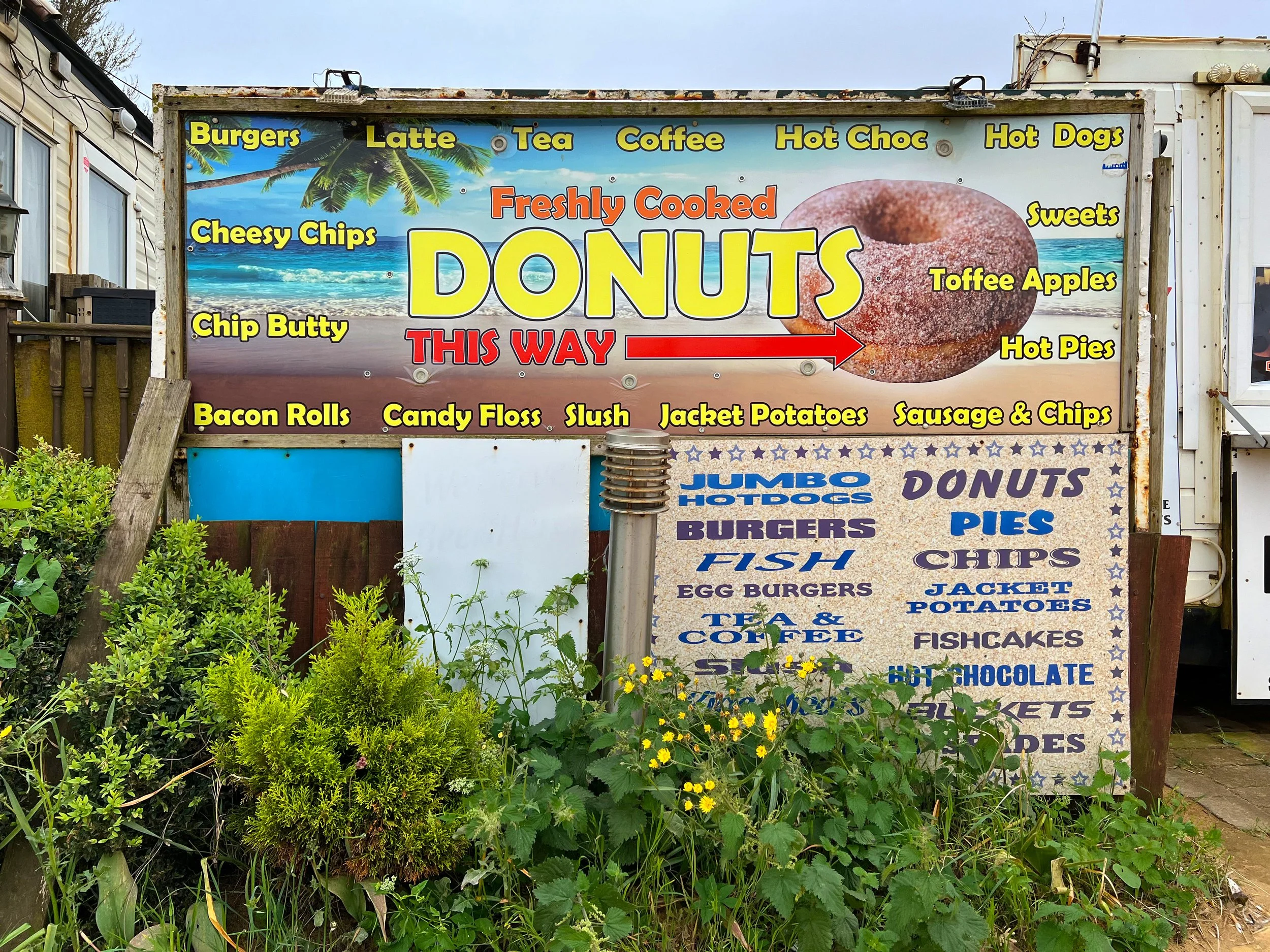 07 Heacham Beach Donuts sign May 24.jpg