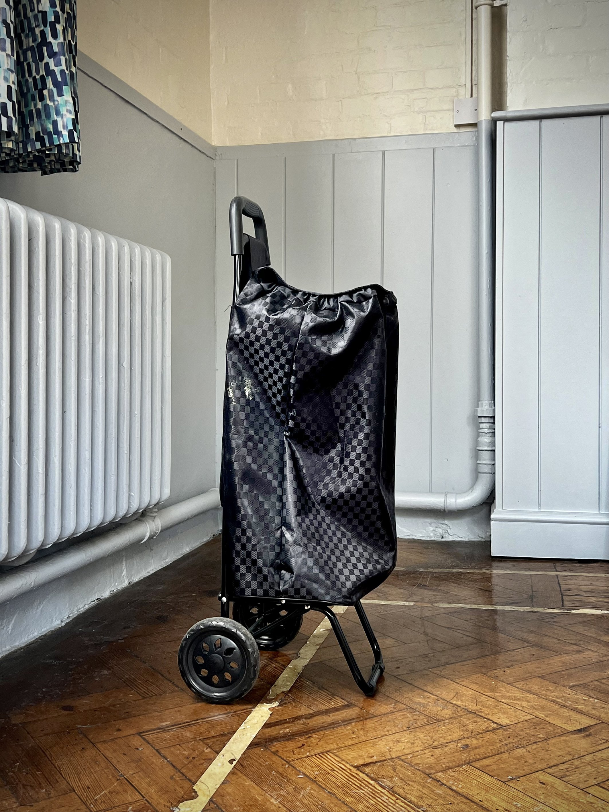 25 Artists trolley Hindolveston May 2022.jpg