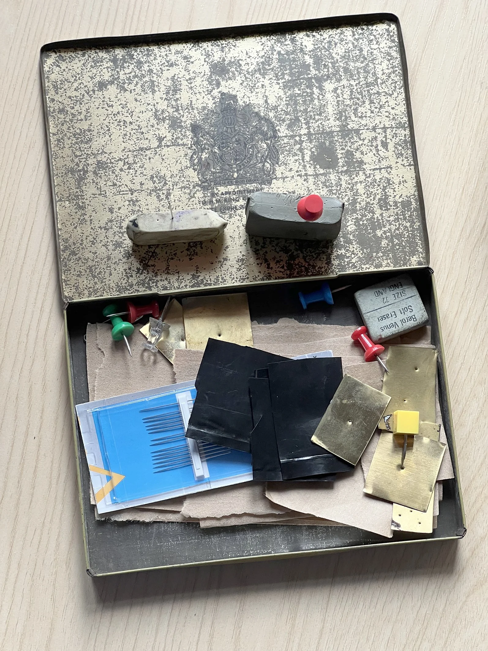 23Pinhole kit Oct 24.jpg