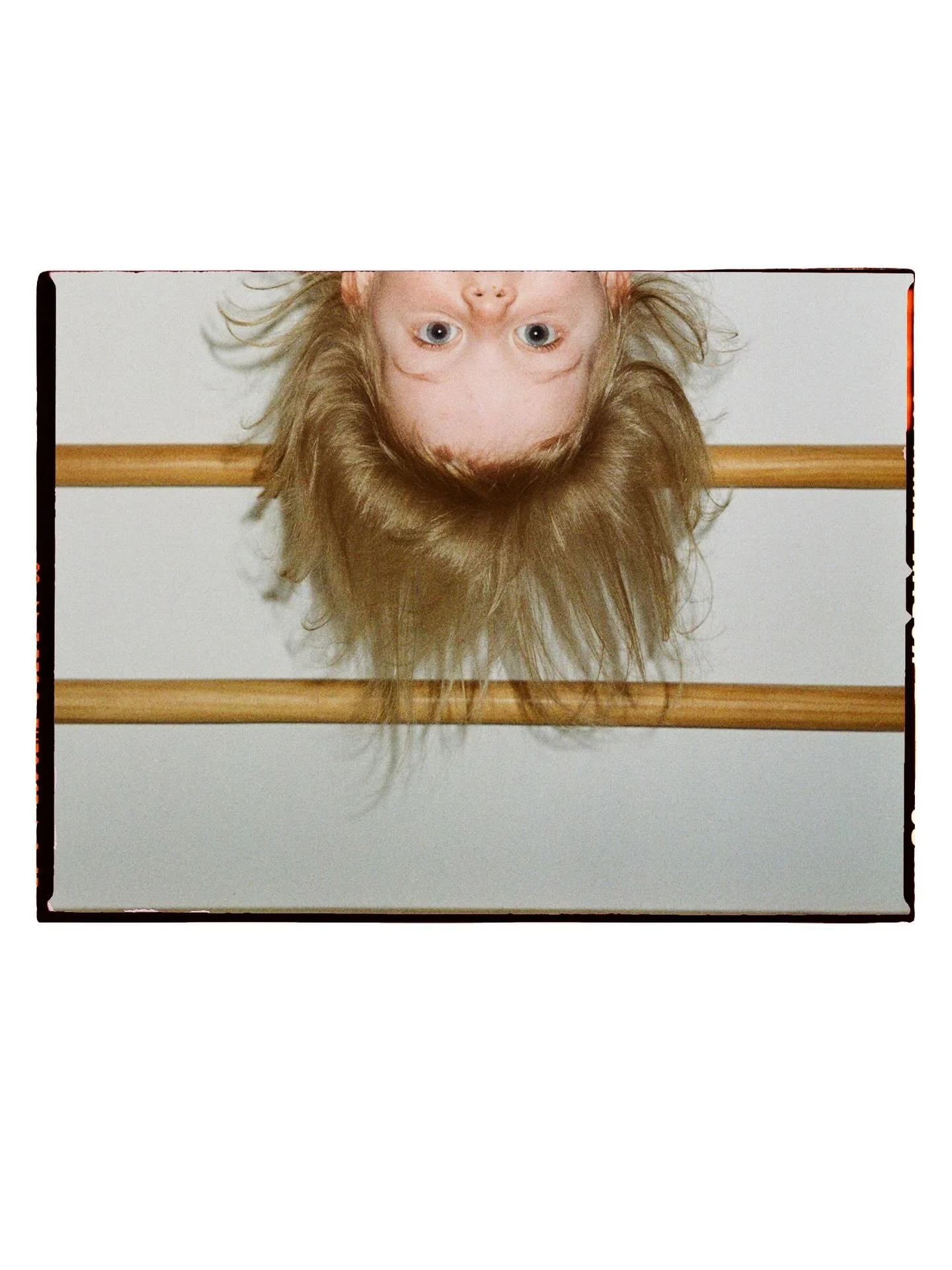 A Monkey Mama doing monkey things 💫

FAMILIENFOTOGRAFLEIPZIG
FOTOGRAFINLEIPZIG
DOKUMENTARISCHEFAMILIENFOTOGRAFIE
ANALOG
KINDHEIT CHILDHOODMEMORIES