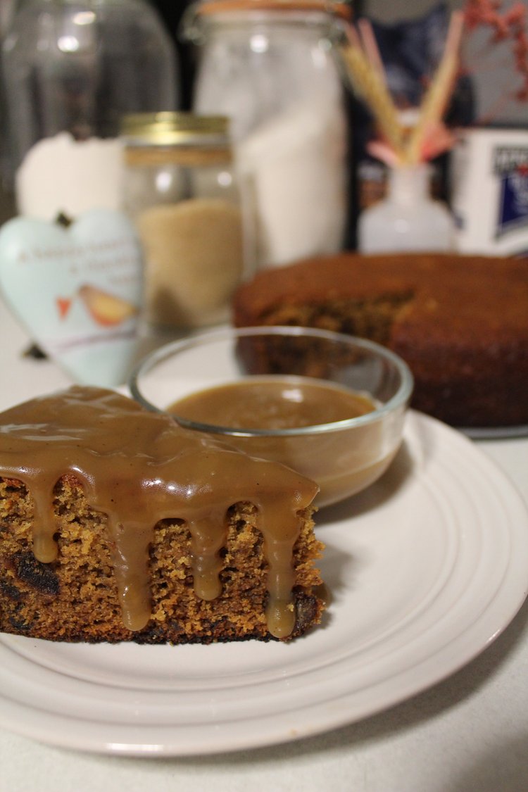 Sticky date pudding