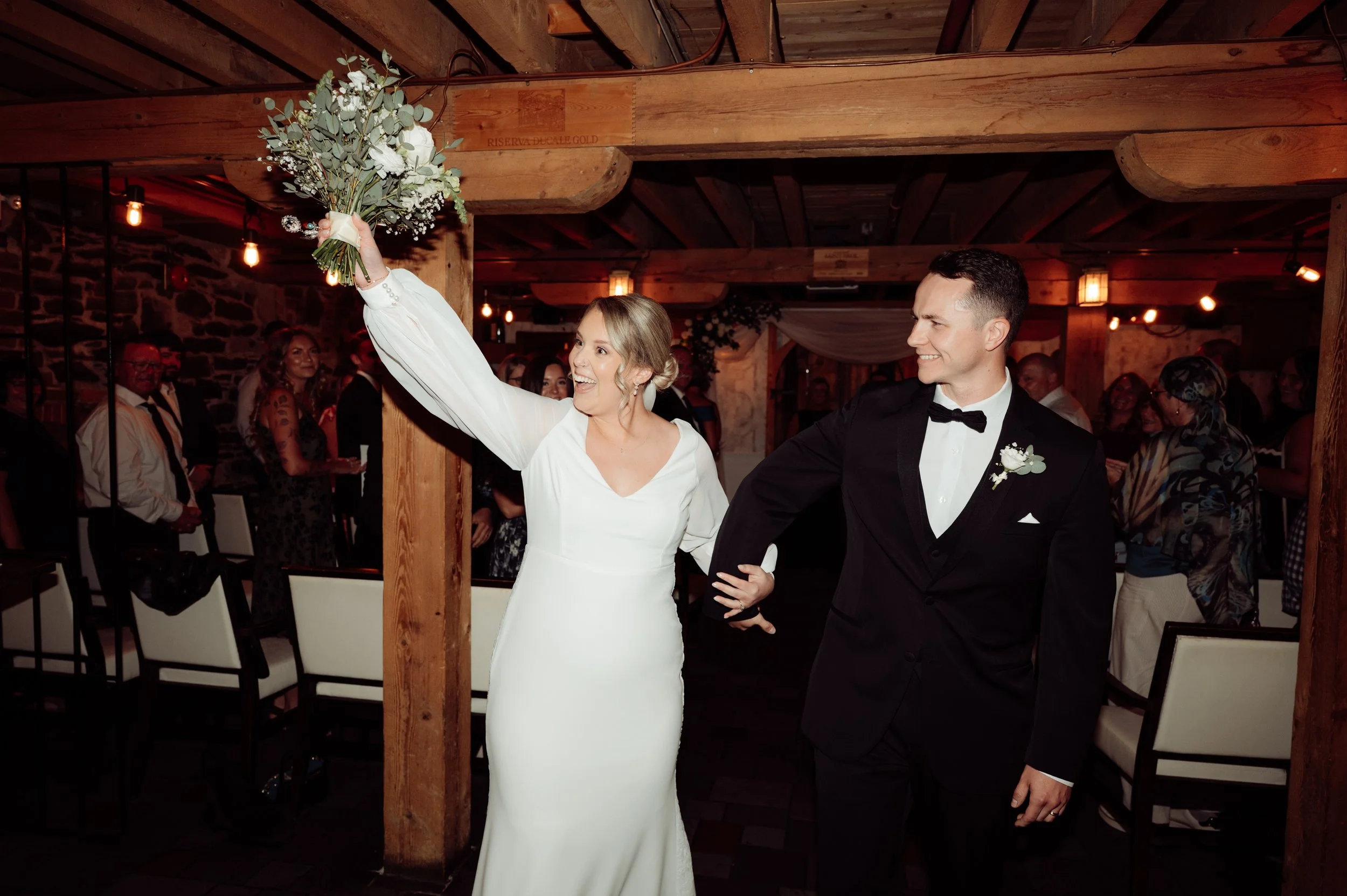 G & B Sneak Peeks | R Pardy Photography-46.jpg