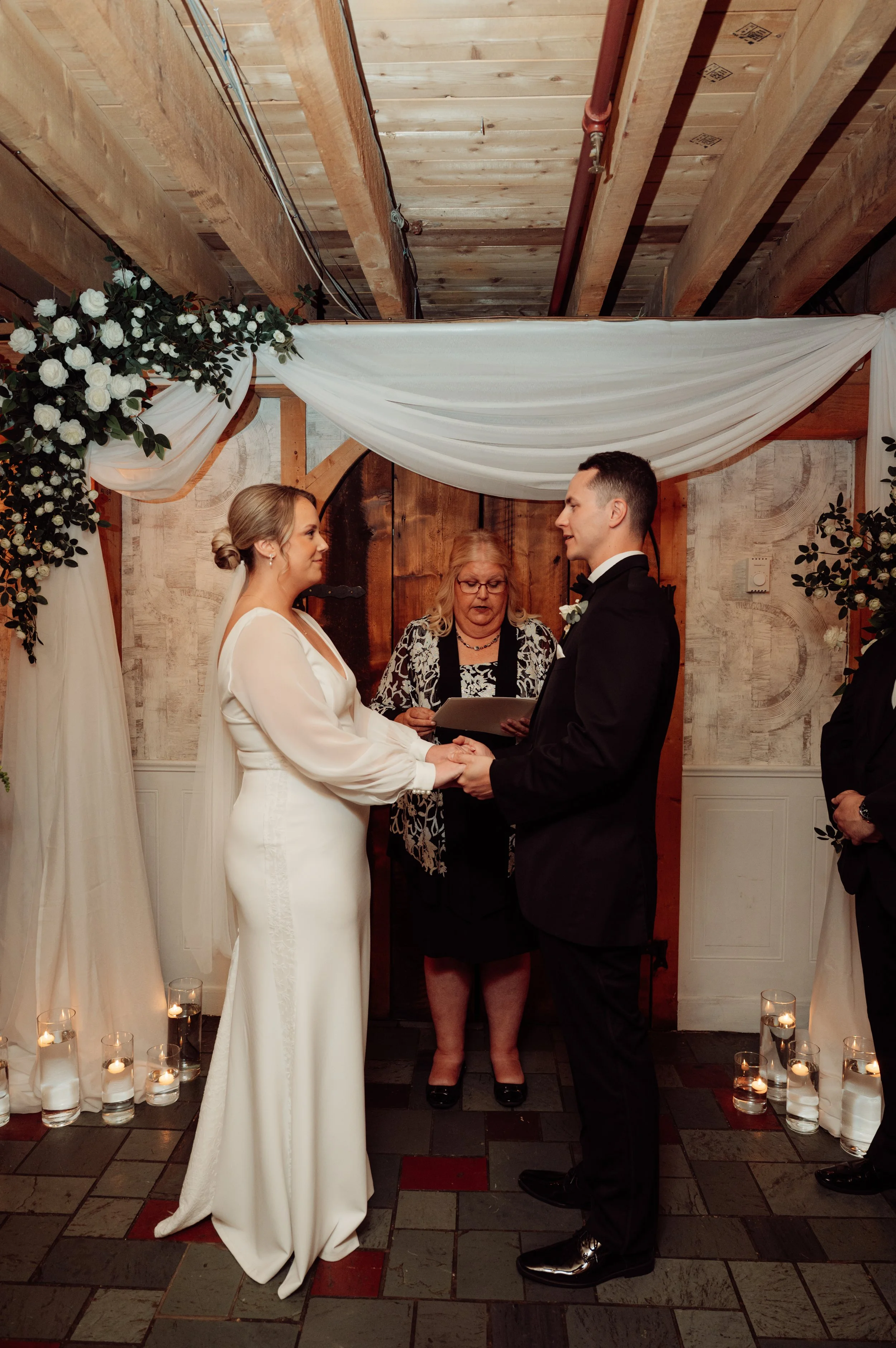 G & B Sneak Peeks | R Pardy Photography-29.jpg