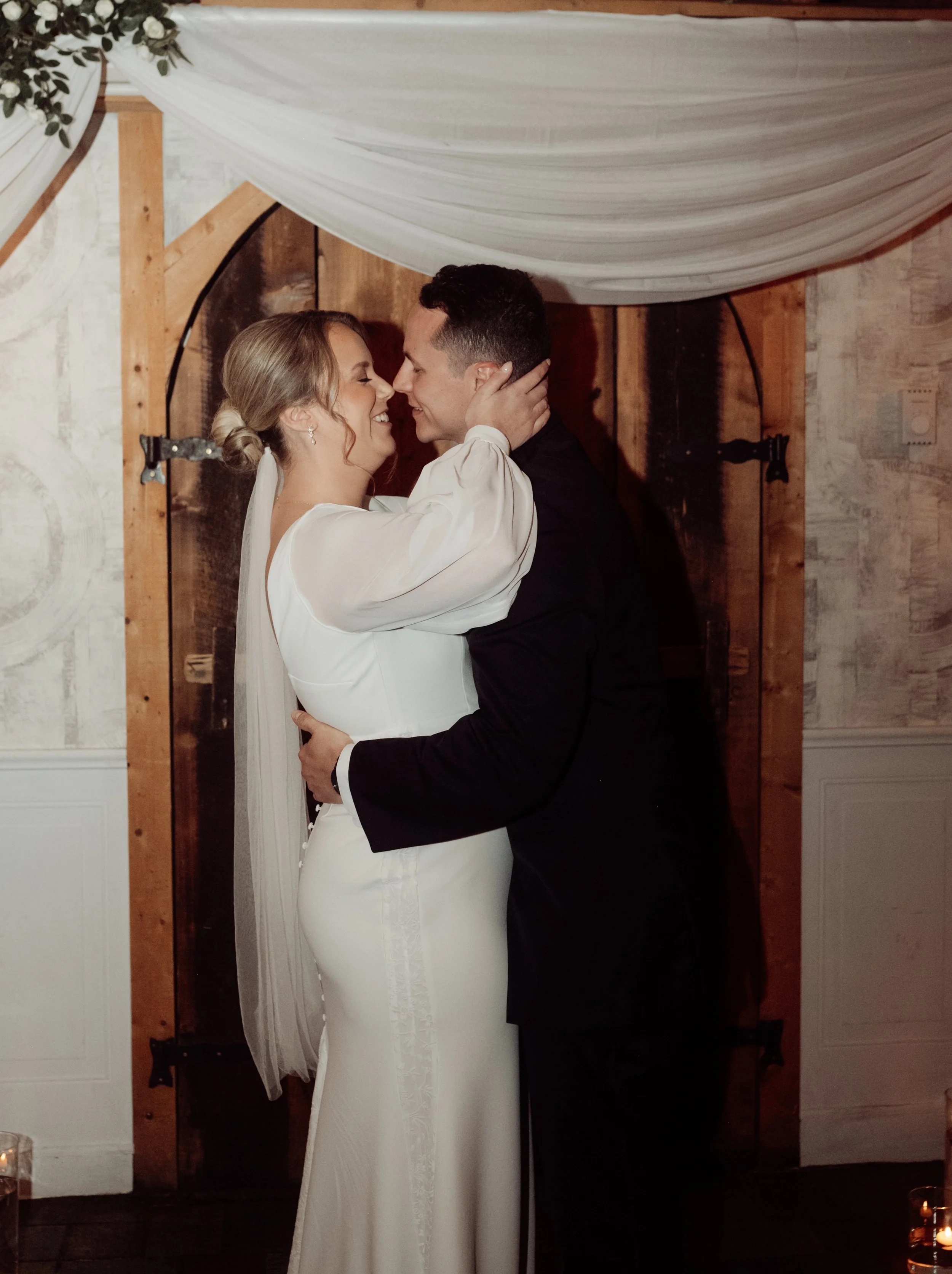 G & B Sneak Peeks | R Pardy Photography-36.jpg