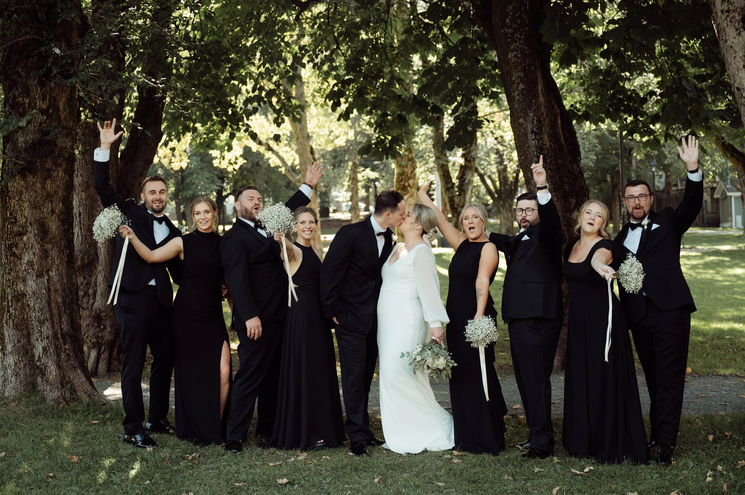 G & B Sneak Peeks | R Pardy Photography-67.jpg