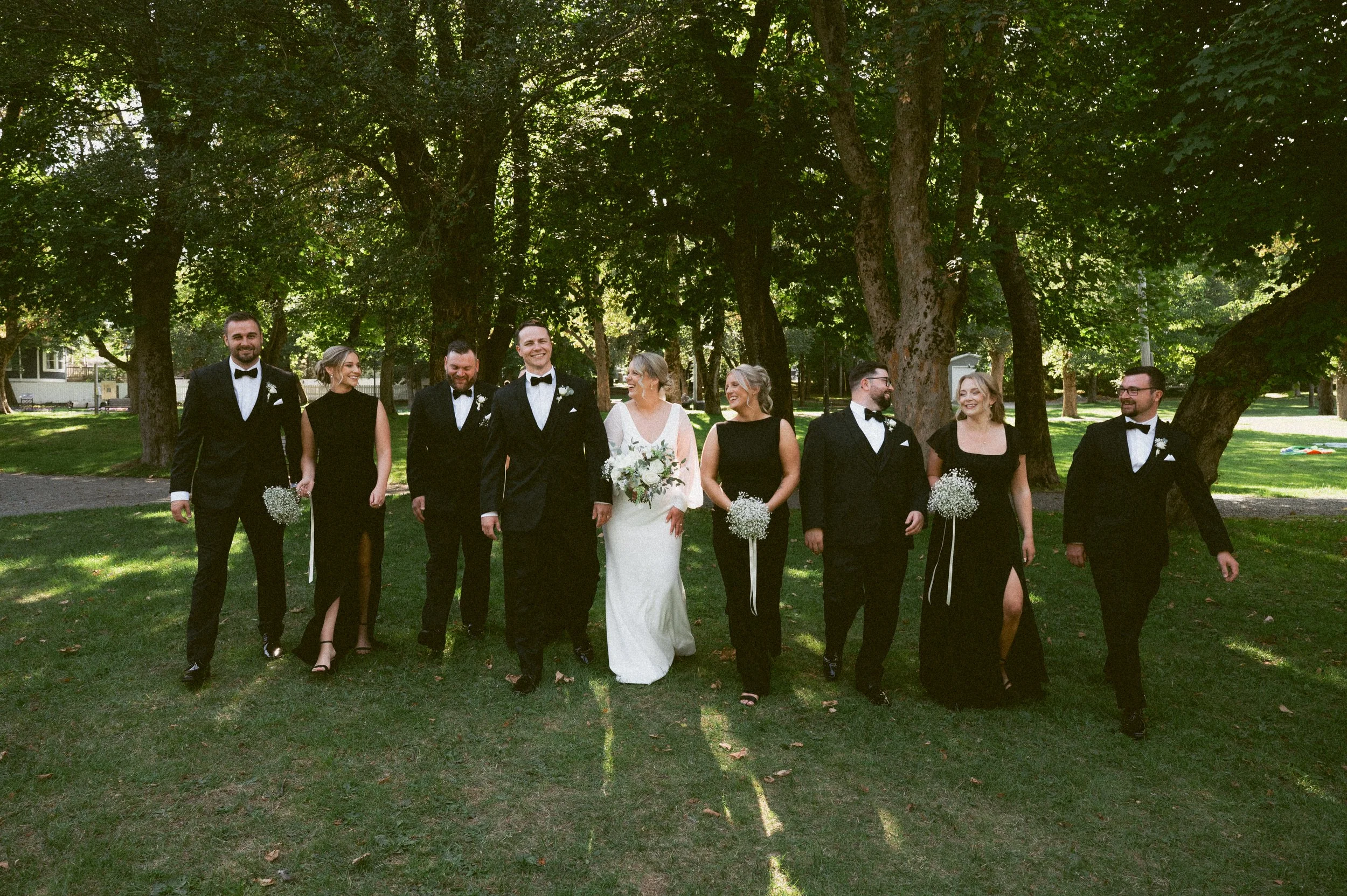 G & B Sneak Peeks | R Pardy Photography-69.jpg